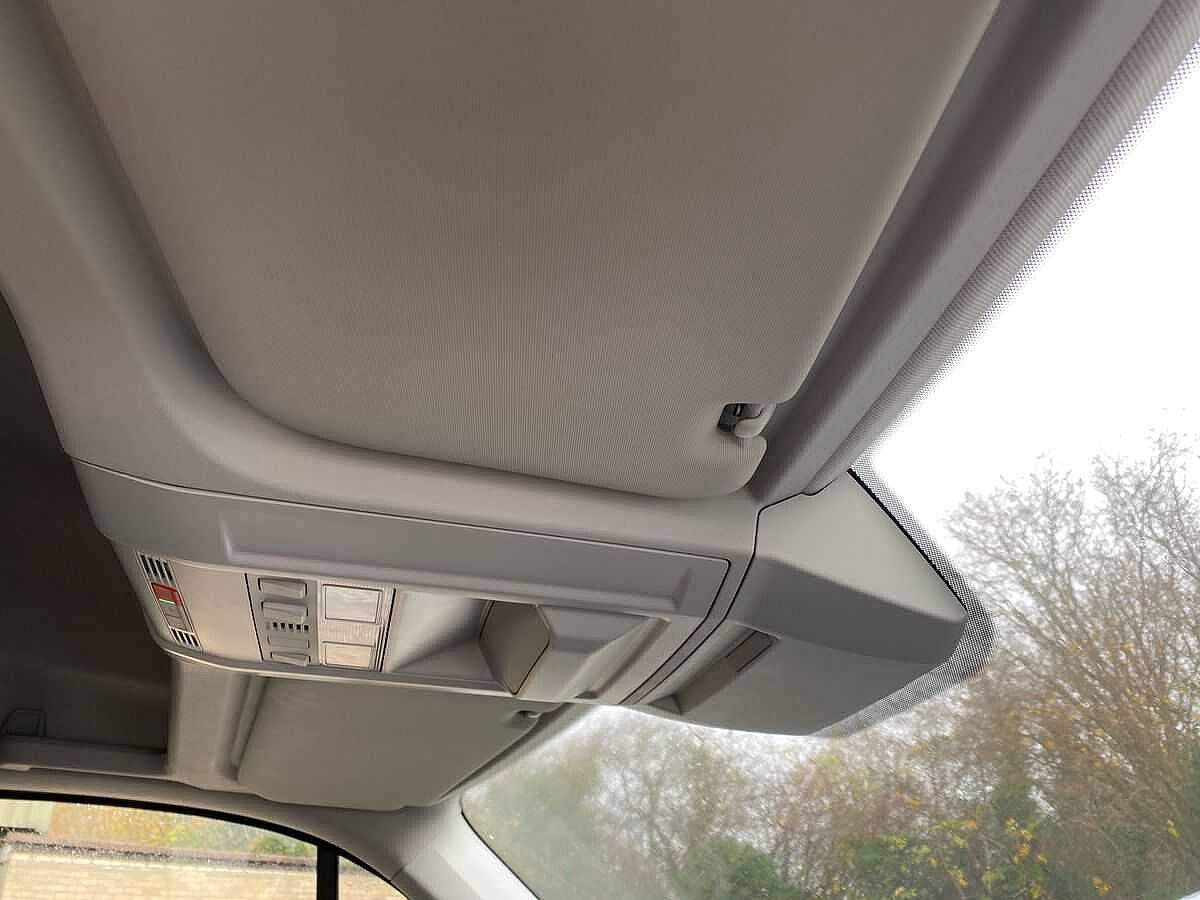 Volkswagen Crafter Cr35 Lwb Diesel Fwd 2.0 TDI 140Ps Trendline High Roof Van