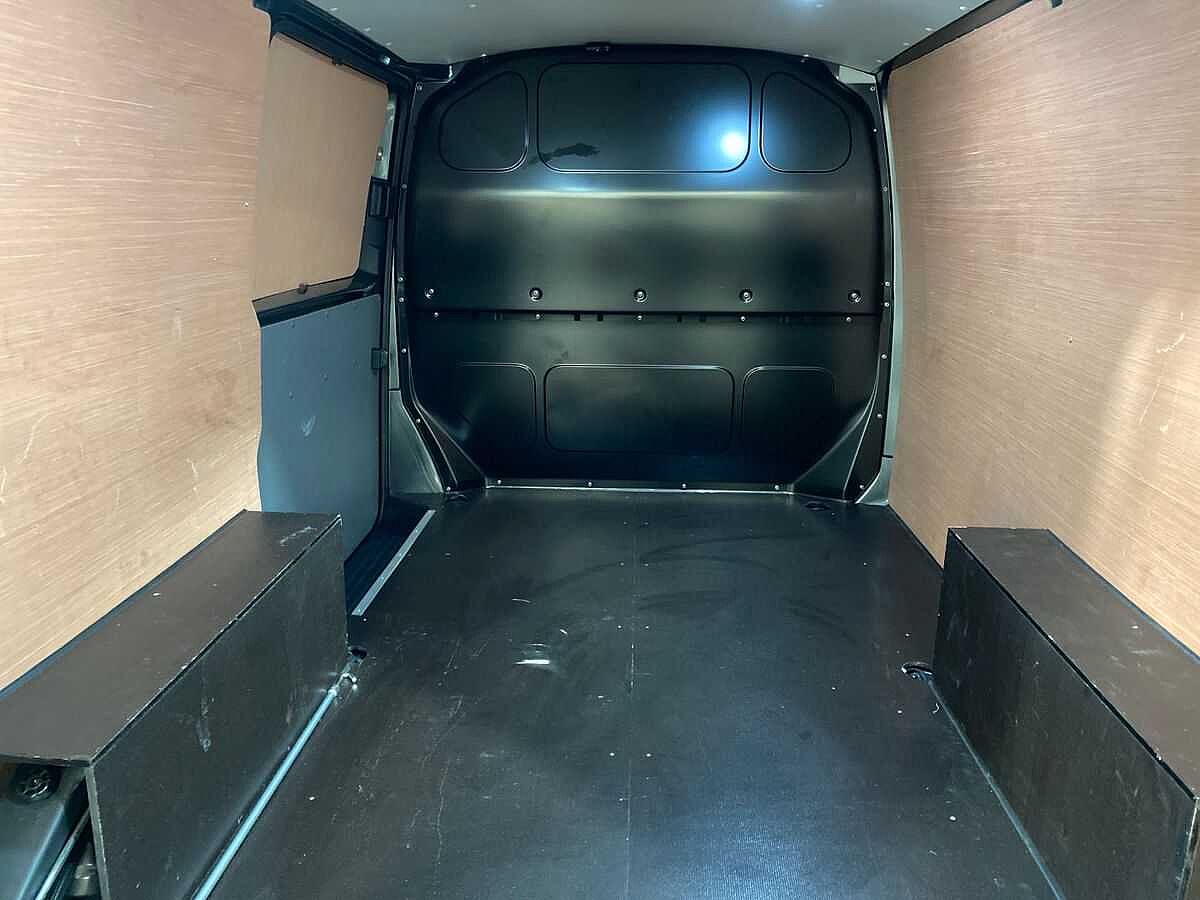Volkswagen Transporter T28 Swb Diesel 2.0 TDI 150 Highline Van DSG