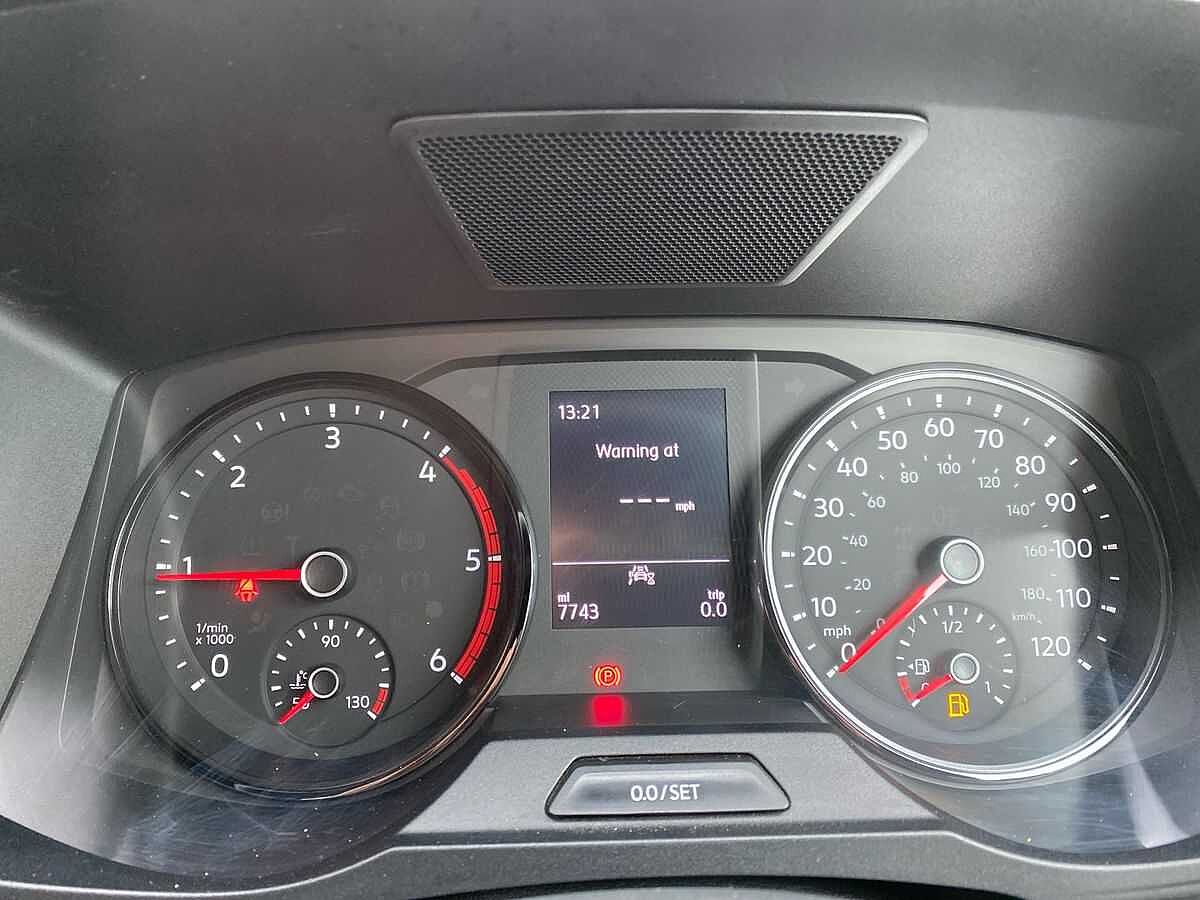 Volkswagen Crafter Cr35 Lwb Diesel Fwd 2.0 TDI 140Ps Trendline High Roof Van