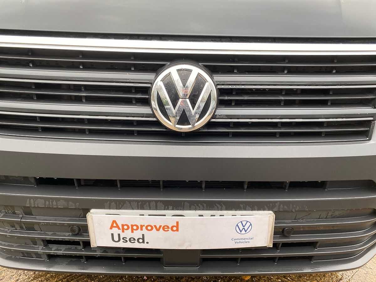 Volkswagen Crafter Cr35 Lwb Diesel Fwd 2.0 TDI 140Ps Trendline High Roof Van