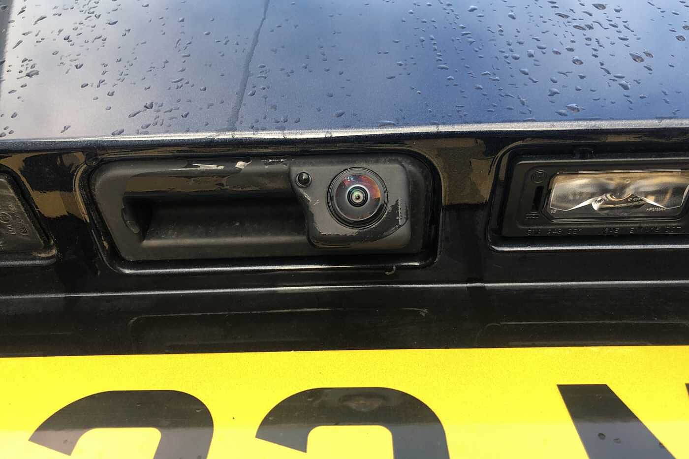 Volkswagen ID.Buzz ID. Buzz Life SWB 77kWh Pro 204PS Automatic