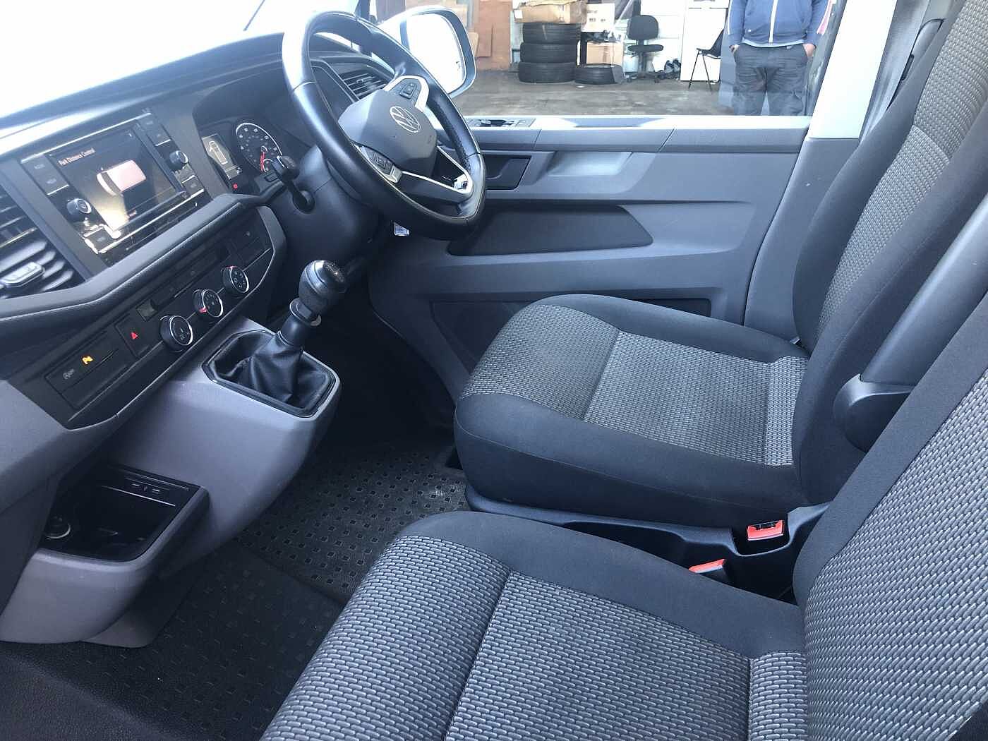 Volkswagen Transporter 2.0TDI 110ps Eu6dT-E T30 Highline SWB