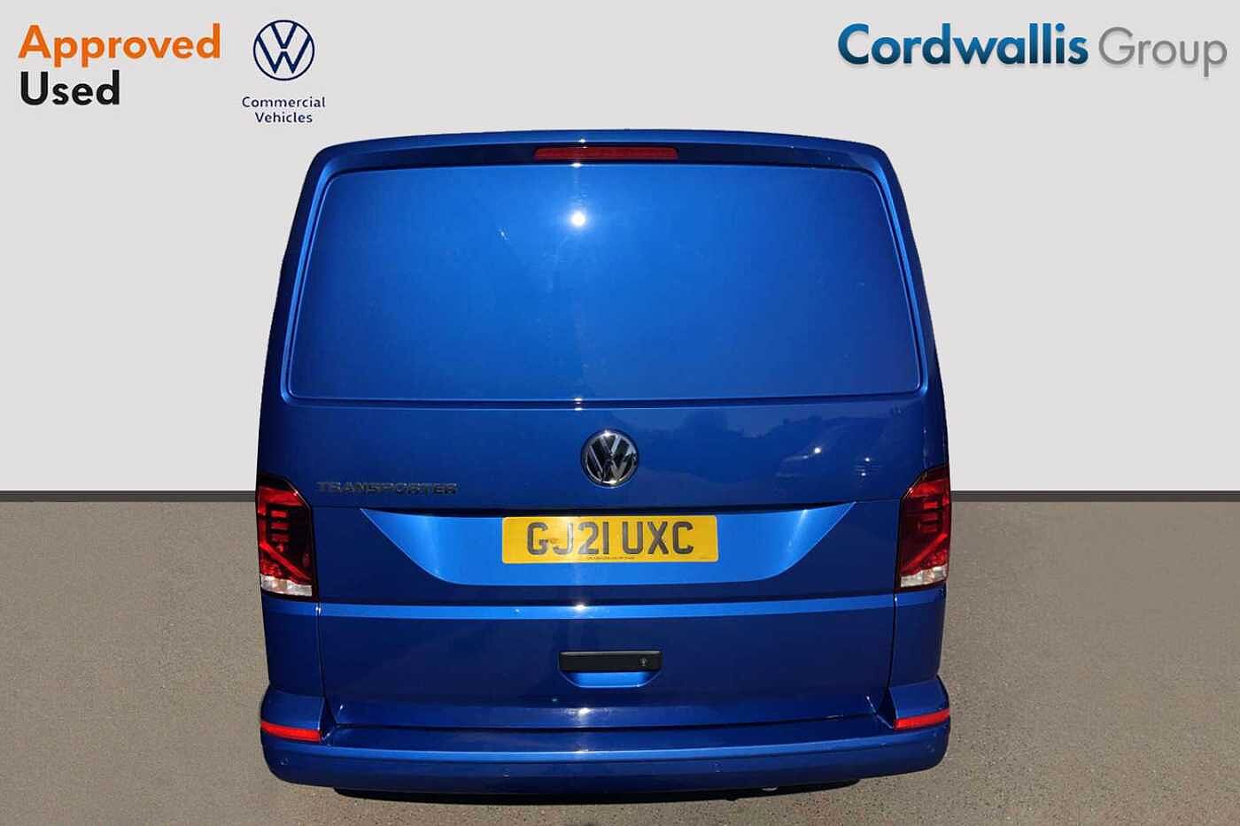 Volkswagen Transporter 2.0TDI 110ps T30 Highline BMT SWB PV
