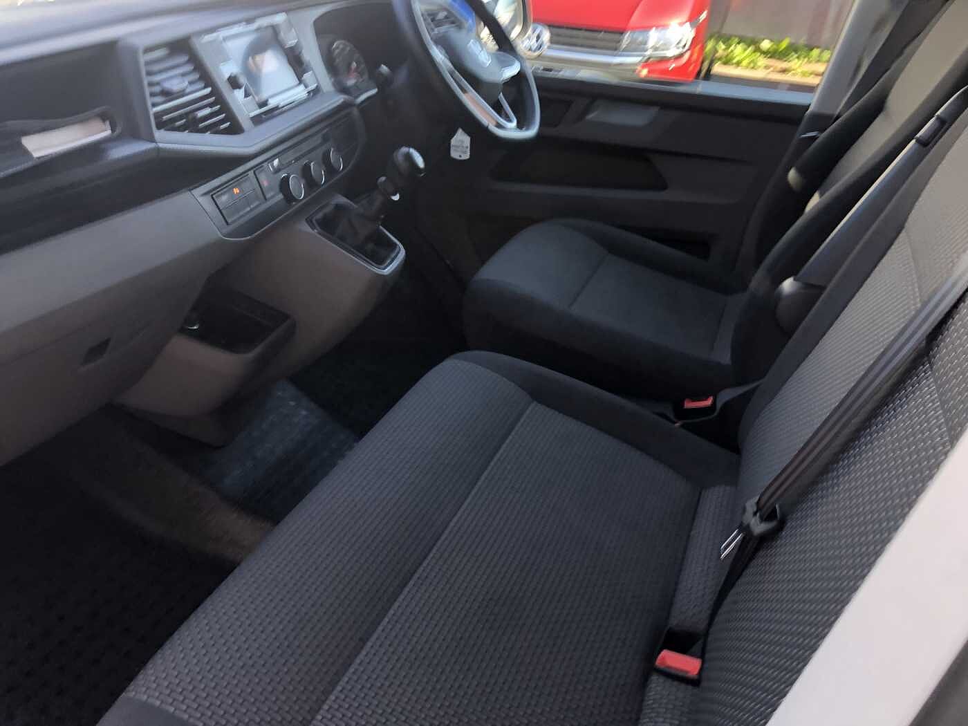 Volkswagen Transporter 2.0TDI 110ps T30 Highline BMT SWB PV