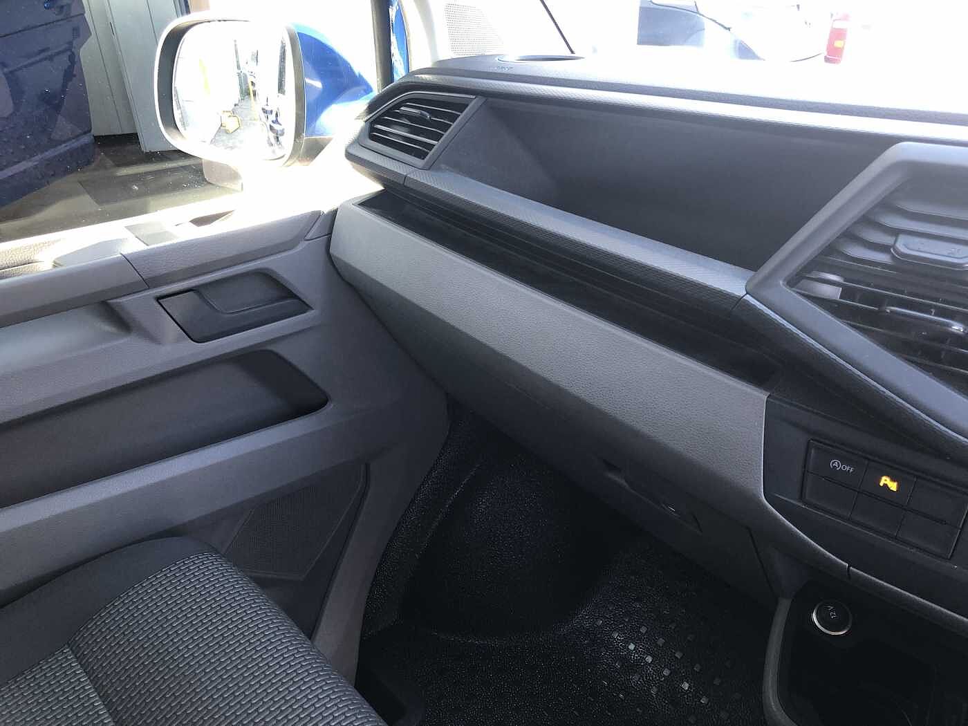 Volkswagen Transporter 2.0TDI 110ps T30 Highline BMT SWB PV