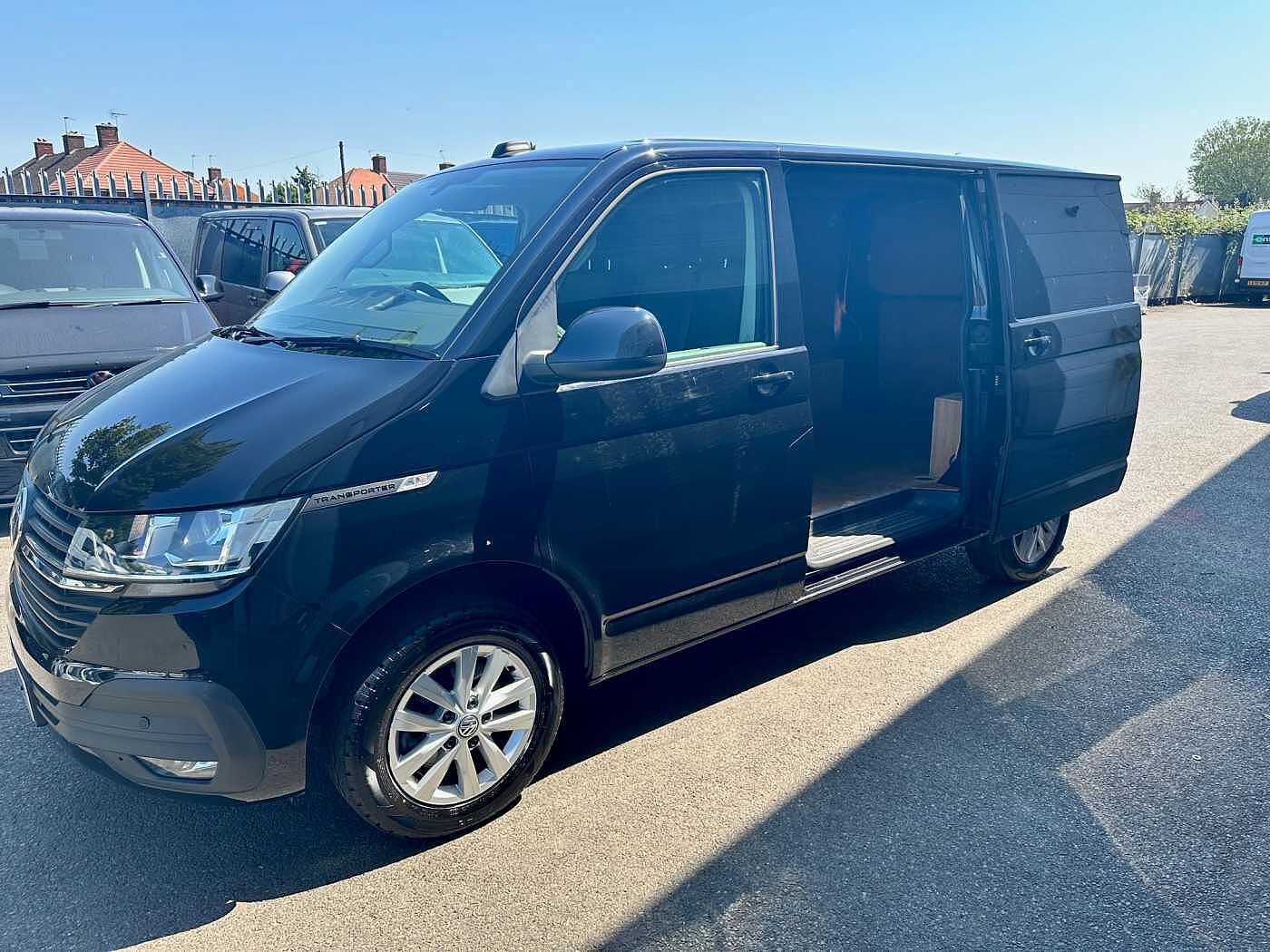 Volkswagen Transporter 2.0TDI 110ps T30 Highline BMT SWB PV