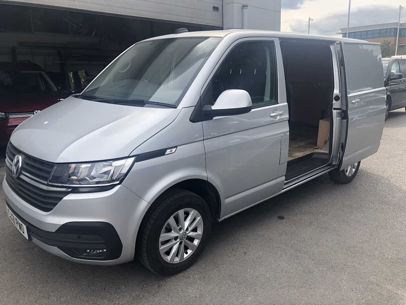 Volkswagen Transporter 2.0TDI 110ps T30 Highline BMT SWB PV