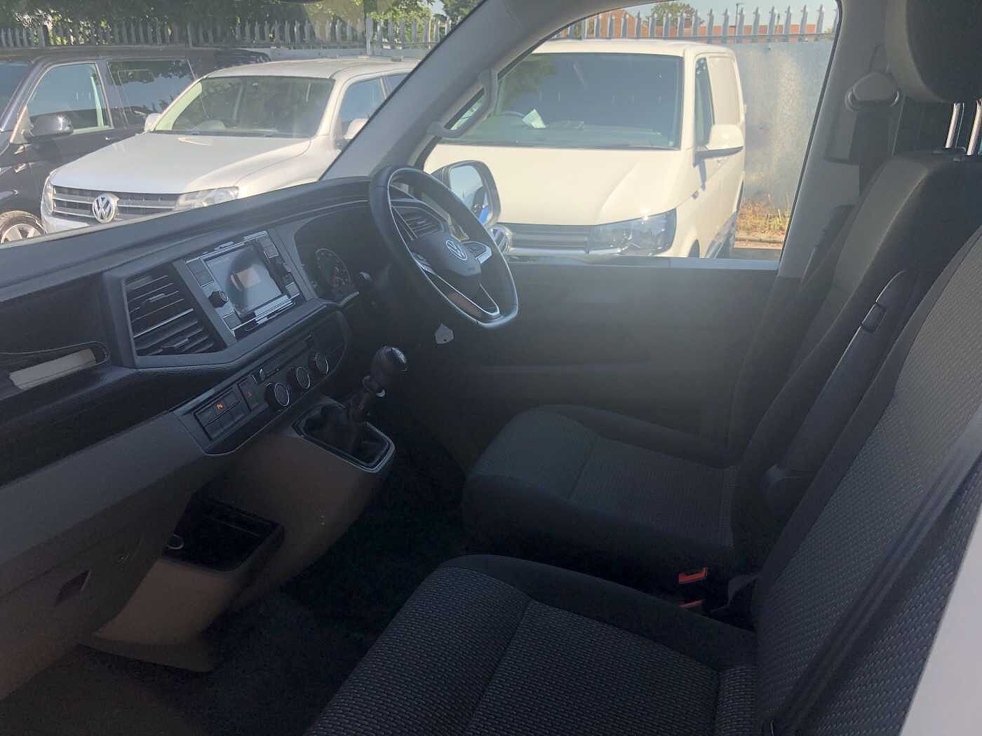 Volkswagen Transporter 2.0TDI 110ps Eu6dT-E T30 Highline SWB