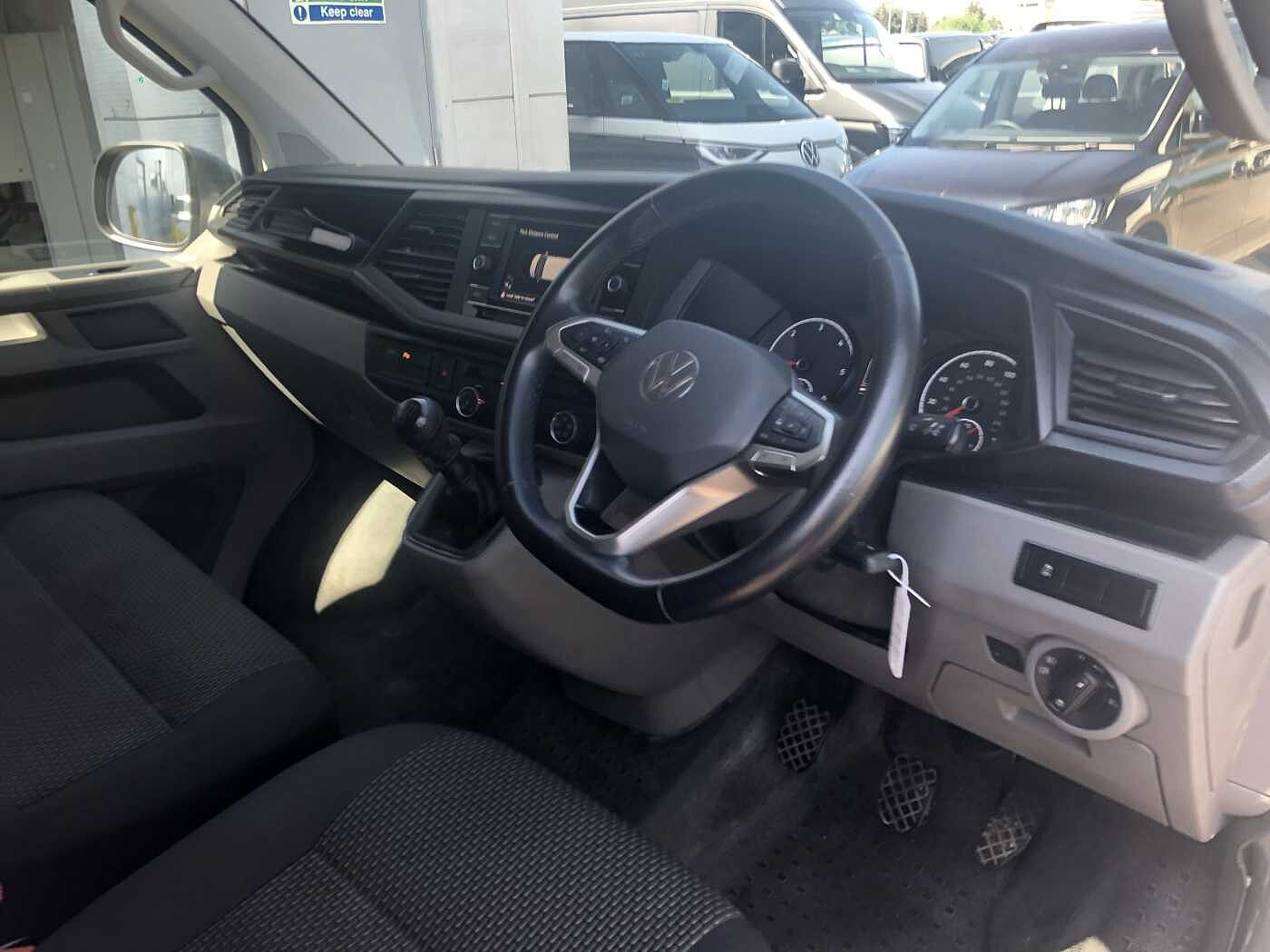 Volkswagen Transporter 2.0TDI 110ps Eu6dT-E T30 Highline SWB