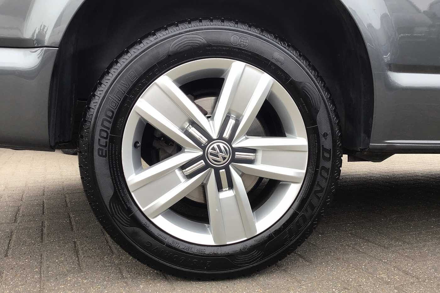 Volkswagen Transporter PV 2.0TDI (150PS)Eu6 T32 Highline SWB