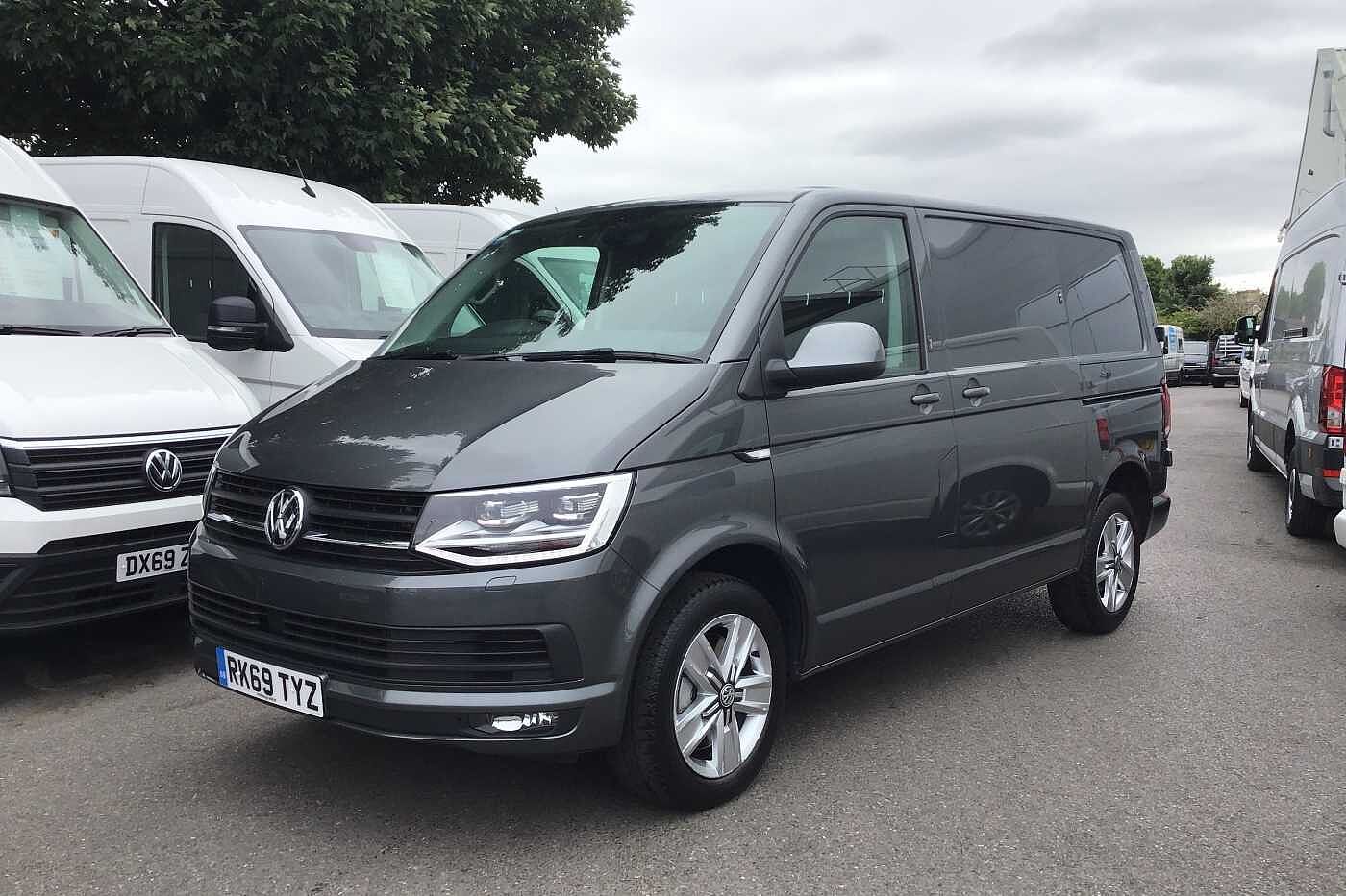 Volkswagen Transporter PV 2.0TDI (150PS)Eu6 T32 Highline SWB