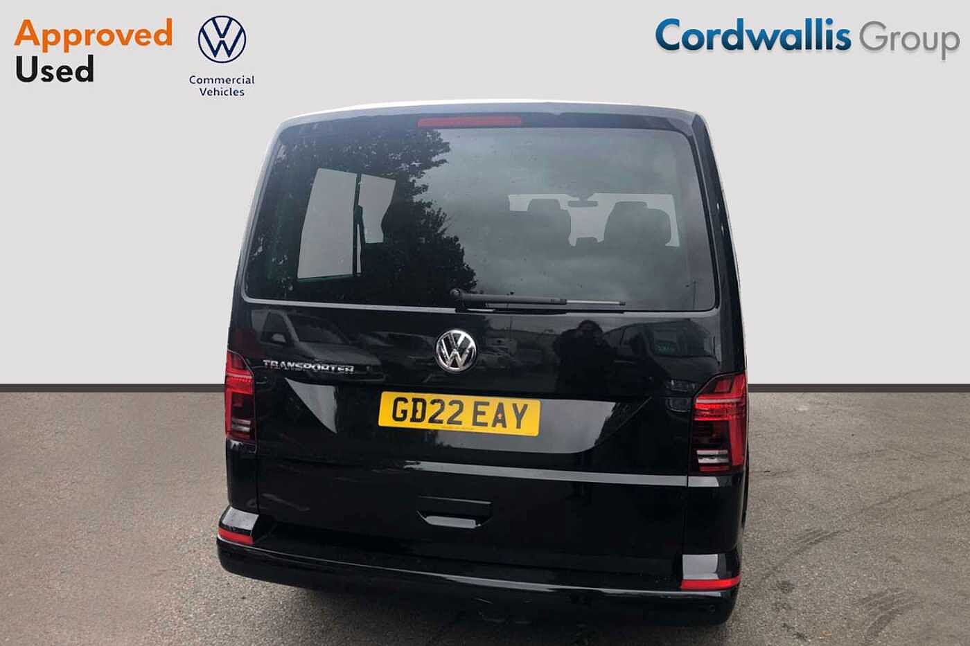 Volkswagen Transporter Shuttle T32 SE LWB 2.0TDI 150PS DSG