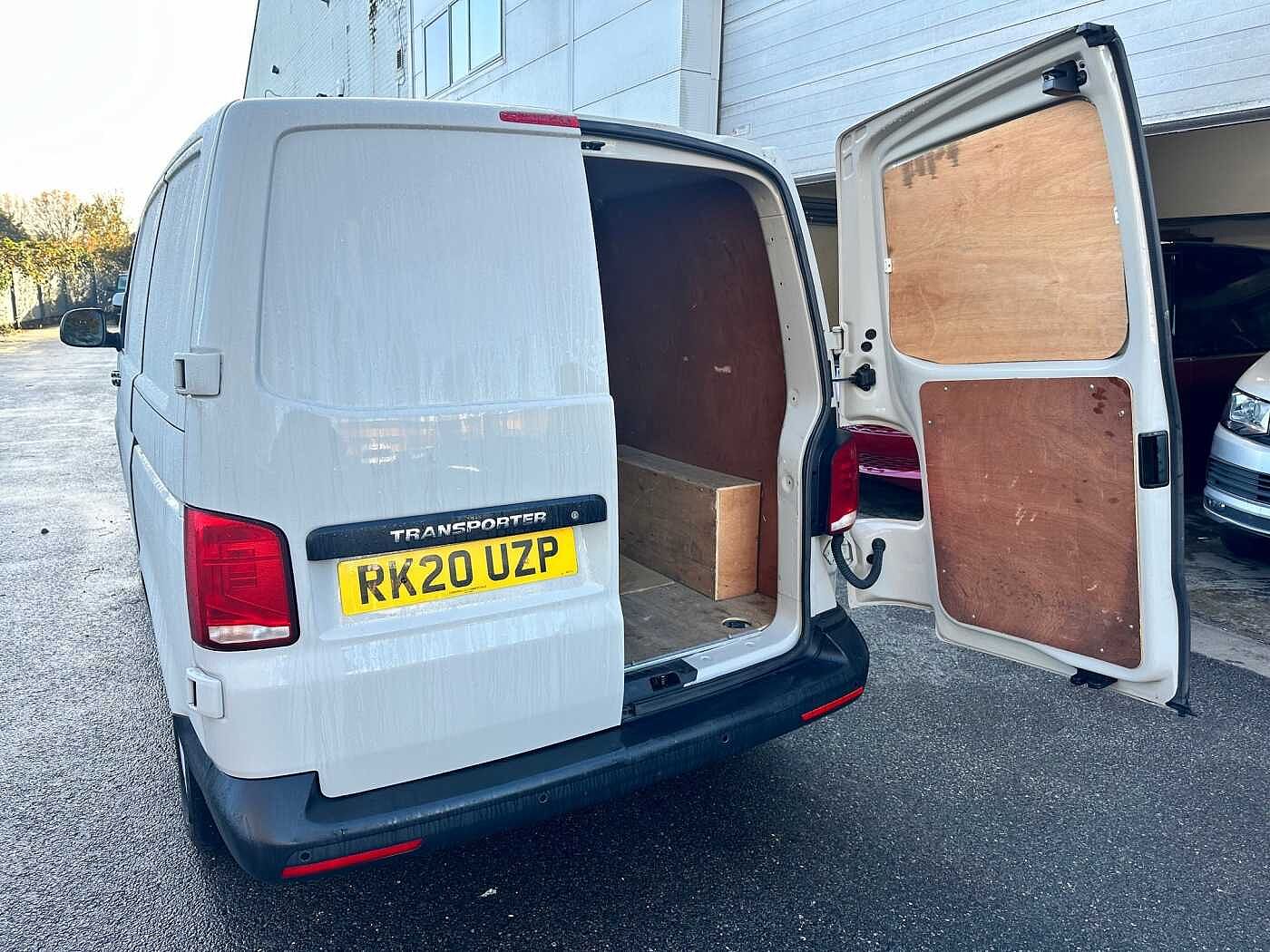 Volkswagen Transporter 2.0TDI 110ps T28 Startline BMT SWB PV