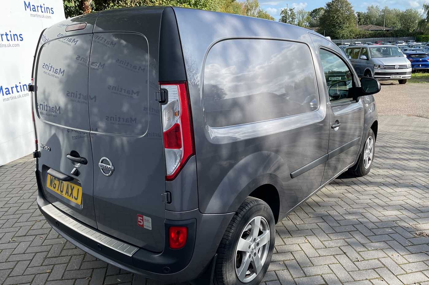 Nissan NV250 1.5dCi (95bhp) (Eu6dT) Tekna L1