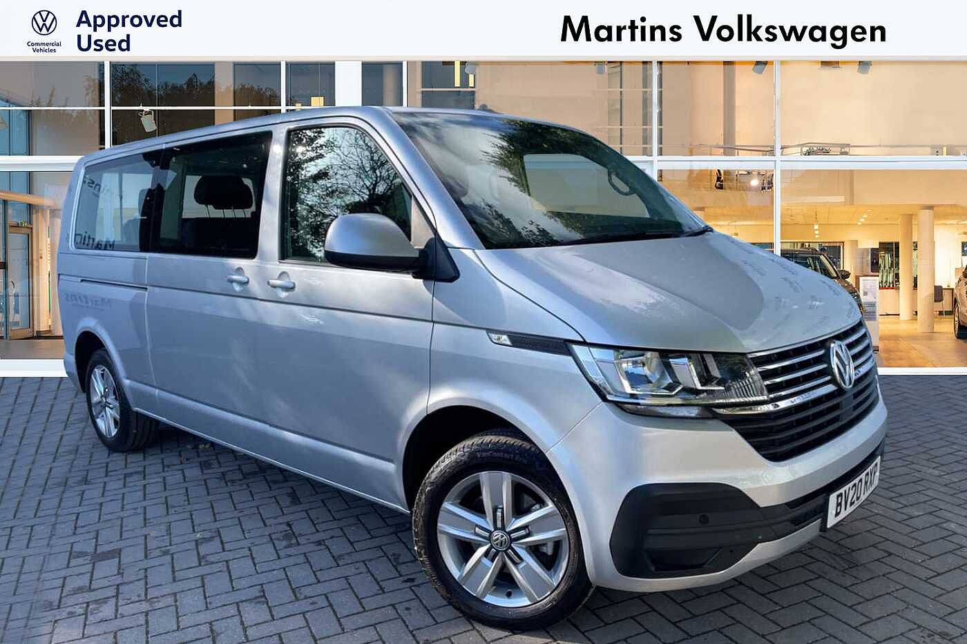 Volkswagen Transporter Shuttle SE LWB 150 PS 2.0 TDI 7sp DSG *3 Zone A/C*