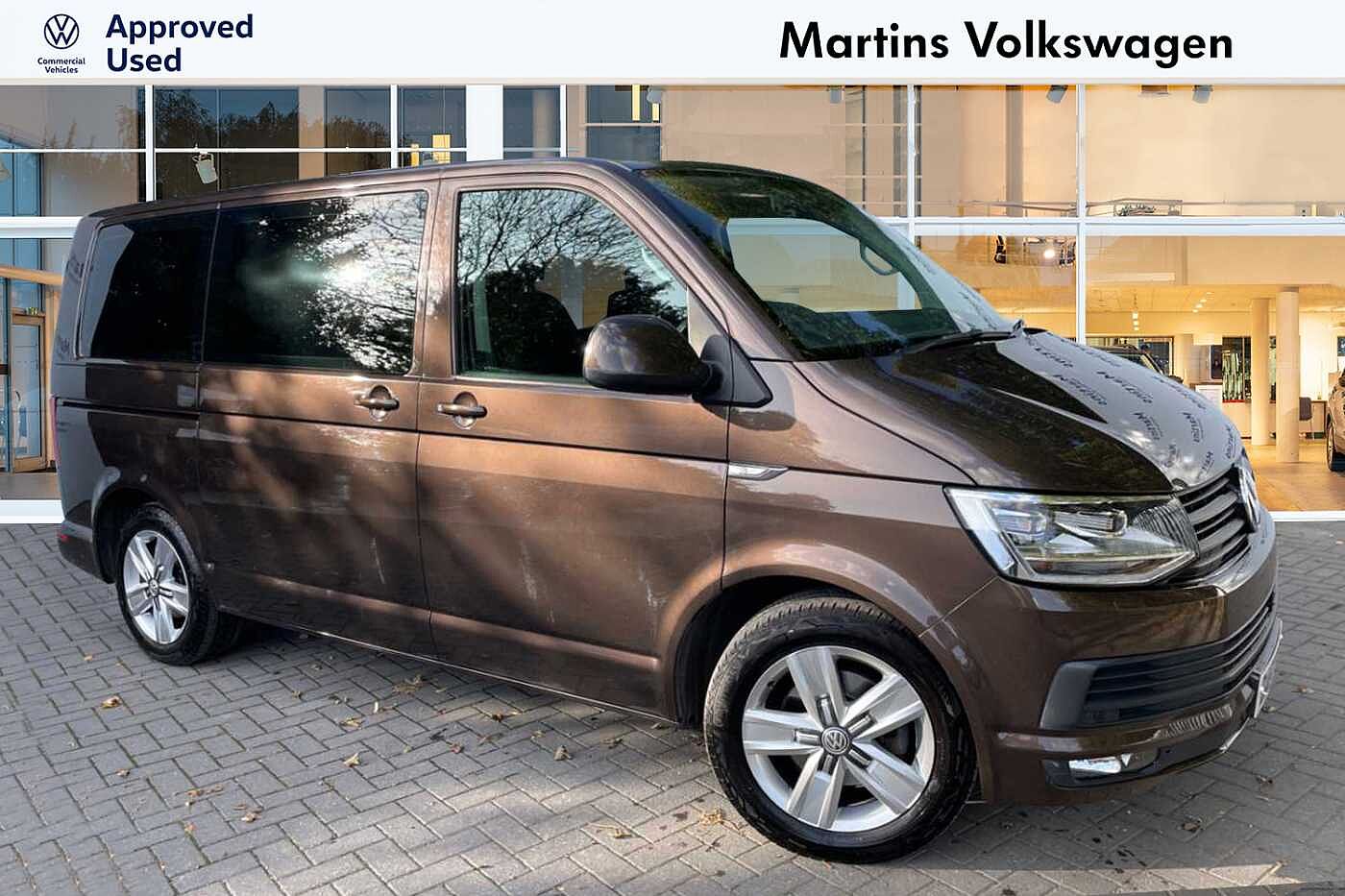 Volkswagen Caravelle SE 2.0TDI 150PS SWB EU6 BMT DSG Van *LED + Sat Nav*