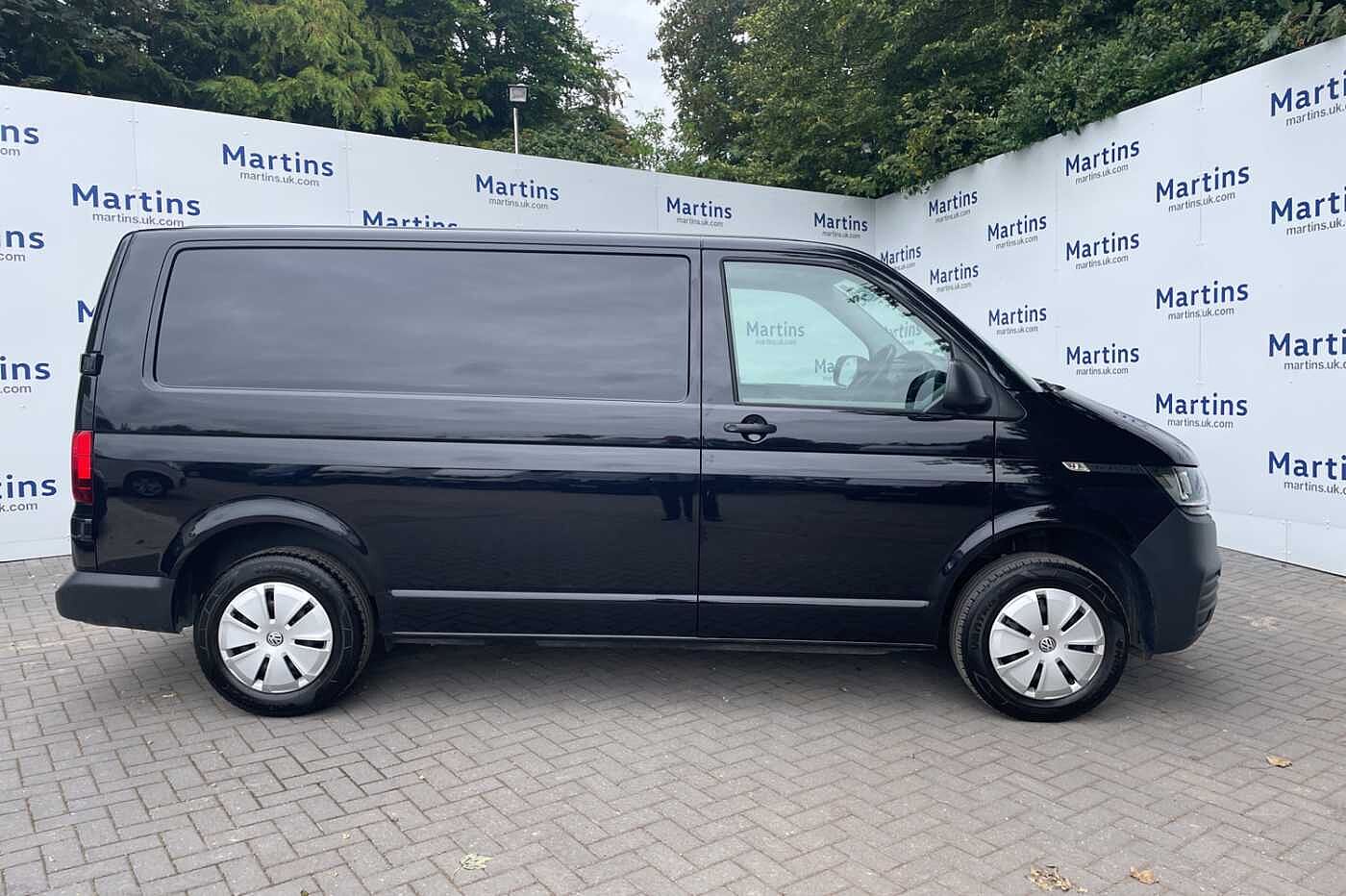 Volkswagen Transporter 2.0TDI 110ps T28 Startline BMT SWB PV *Bus Pack*