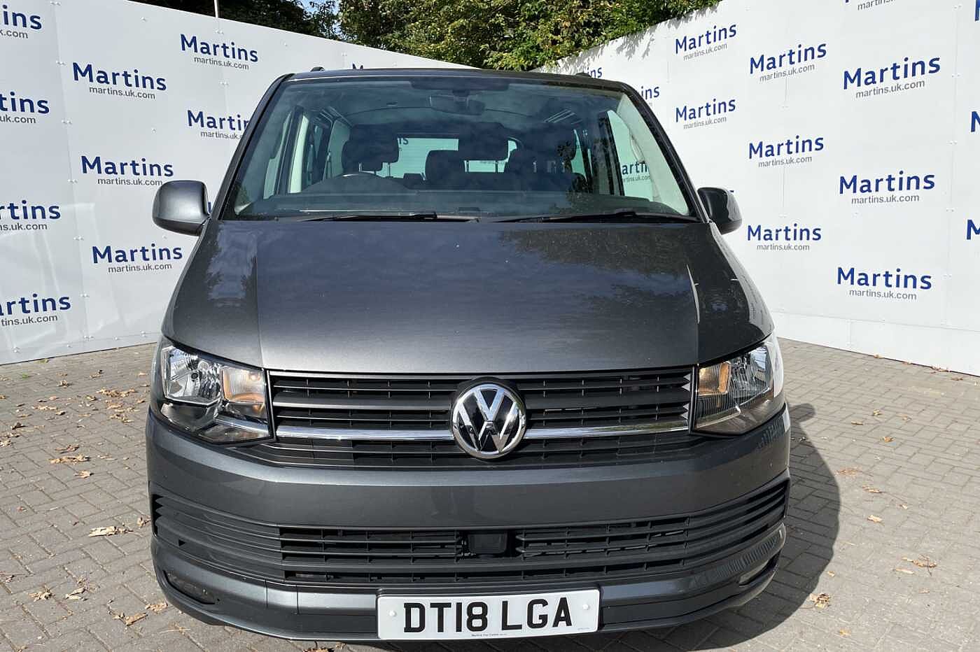 Volkswagen Transporter T32 Kombi Highline SWB EU6 150 PS 2.0 TDI BMT 6sp Manual **Heated Seats**