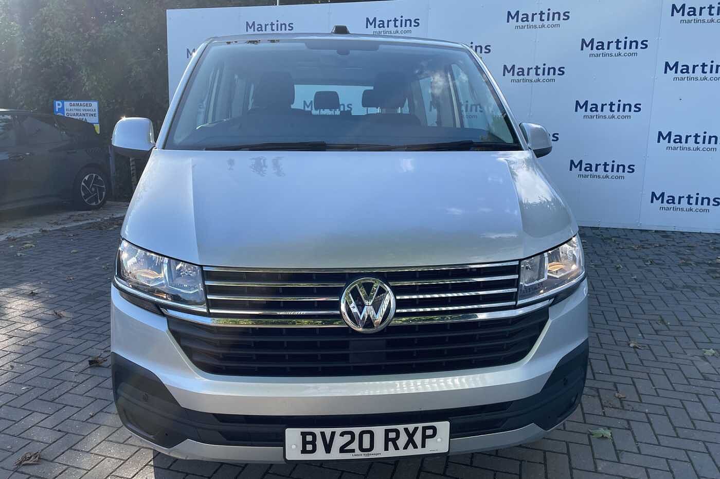 Volkswagen Transporter Shuttle SE LWB 150 PS 2.0 TDI 7sp DSG *3 Zone A/C*