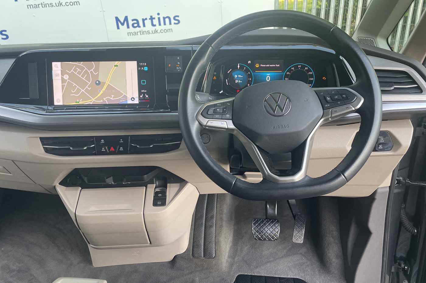 Volkswagen Multivan Estate 1.4 TSI eHybrid Life 5dr DSG *Heated Seats*