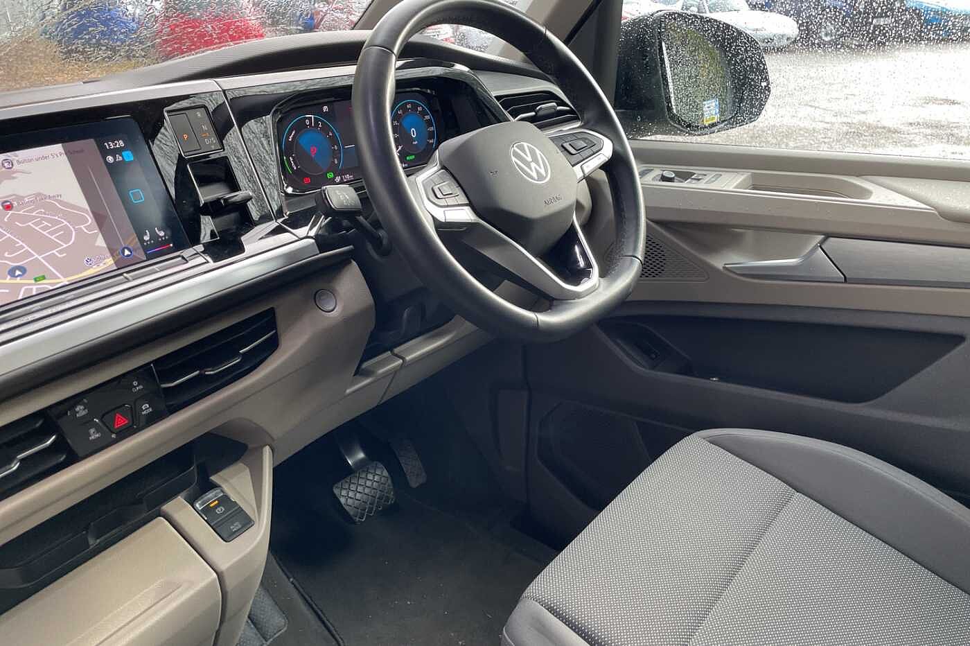 Volkswagen Multivan Multivan Life Long 218 PS 1.4 eHybrid 6-Speed DSG *Electric Side Doors*