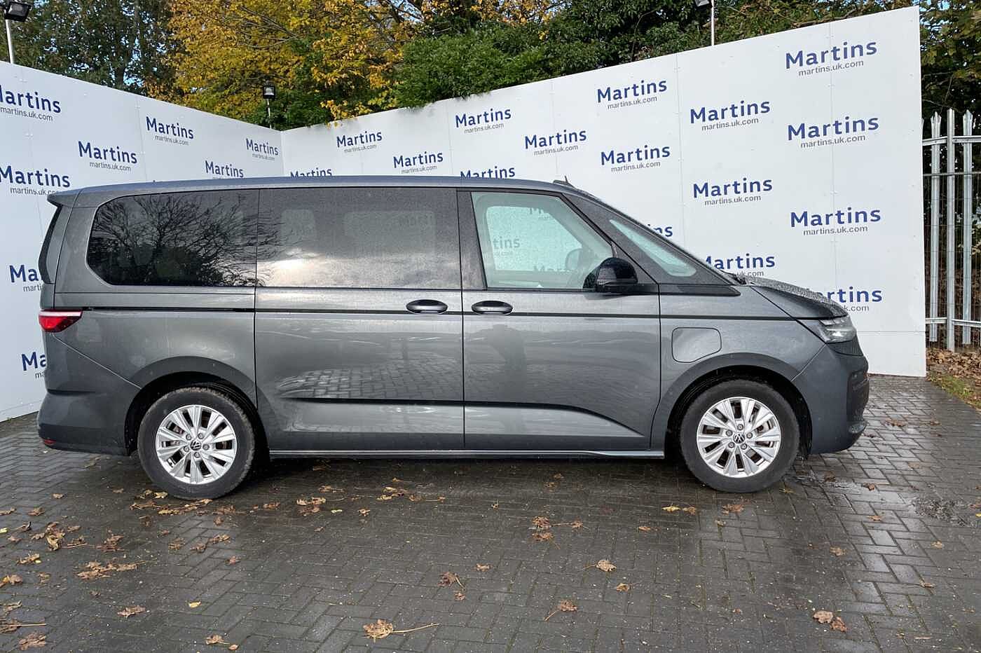 Volkswagen Multivan Multivan Life Long 218 PS 1.4 eHybrid 6-Speed DSG *Electric Side Doors*
