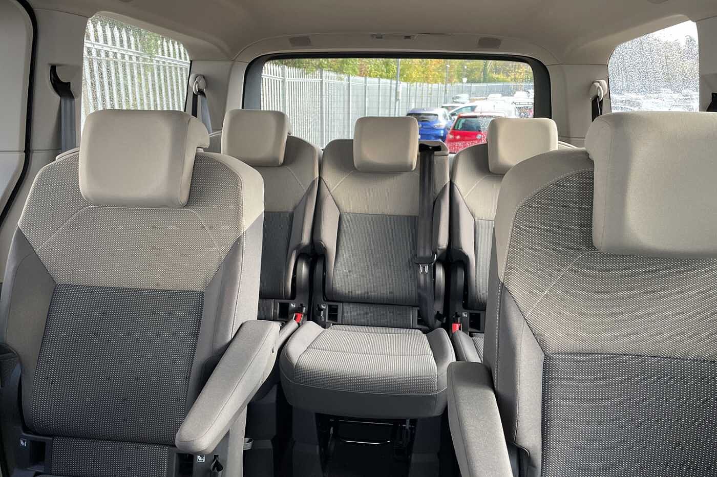 Volkswagen Multivan Multivan Life Long 218 PS 1.4 eHybrid 6-Speed DSG *Electric Side Doors*
