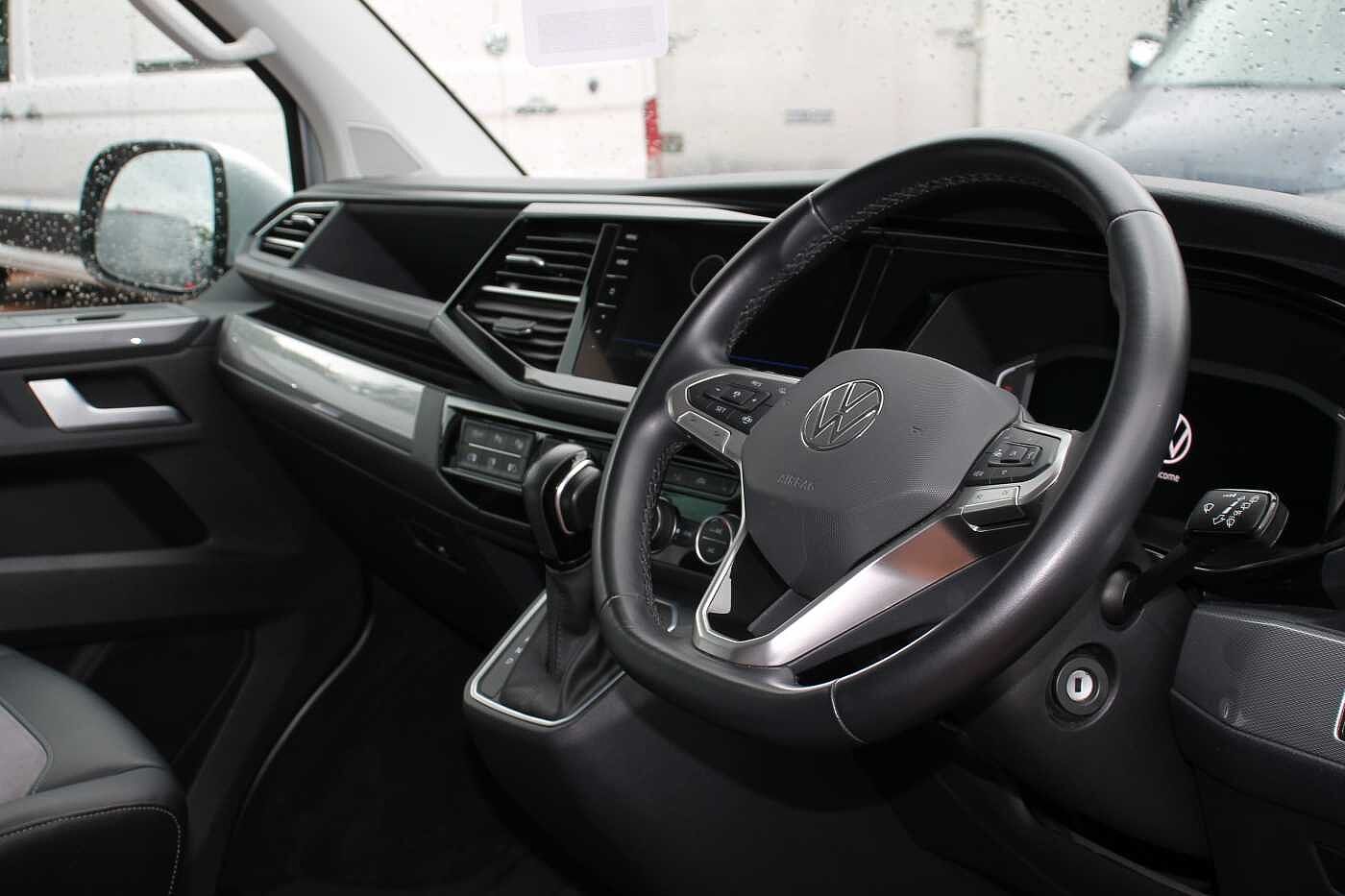 Volkswagen Caravelle Diesel Estate 2.0 TDI Executive 150 5dr DSG