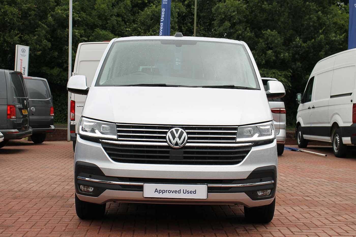 Volkswagen Caravelle Diesel Estate 2.0 TDI Executive 150 5dr DSG