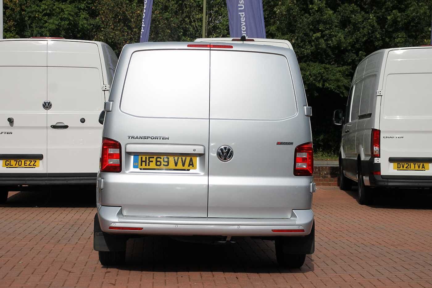 Volkswagen Transporter T32 Panel van Highline SWB 150 PS 2.0 TDI BMT 6sp Manual 4MOTION