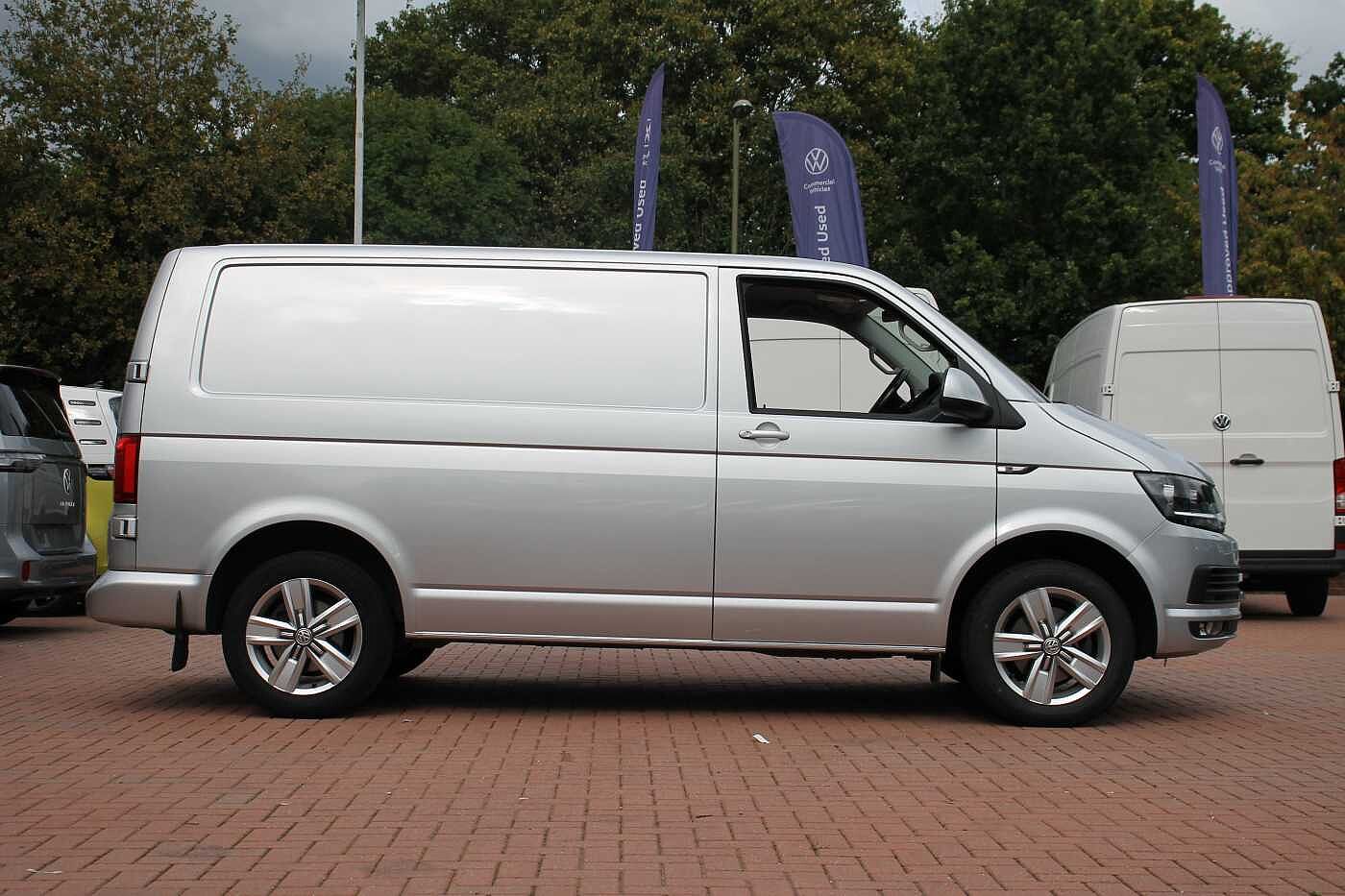Volkswagen Transporter T32 Panel van Highline SWB 150 PS 2.0 TDI BMT 6sp Manual 4MOTION