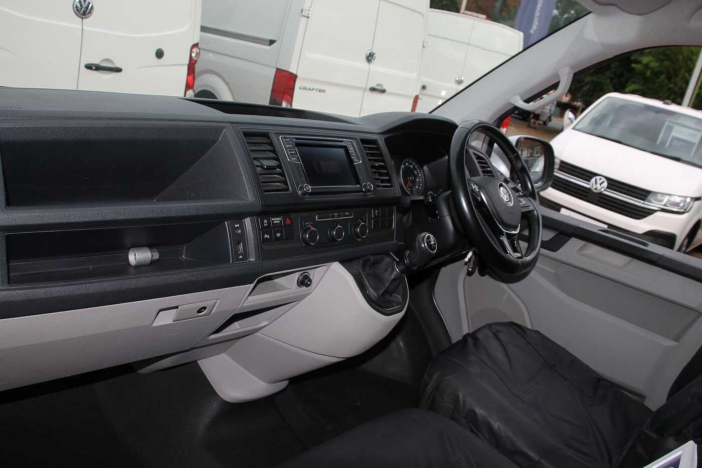 Volkswagen Transporter T32 Panel van Highline SWB 150 PS 2.0 TDI BMT 6sp Manual 4MOTION