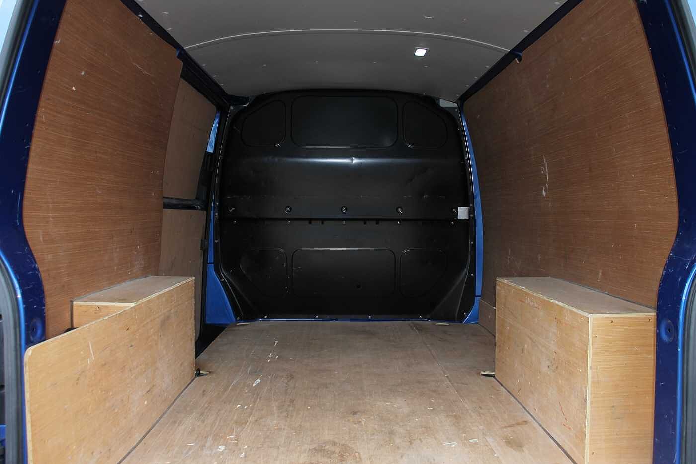 Volkswagen Transporter 2.0TDI 110ps T28 Highline BMT SWB PV