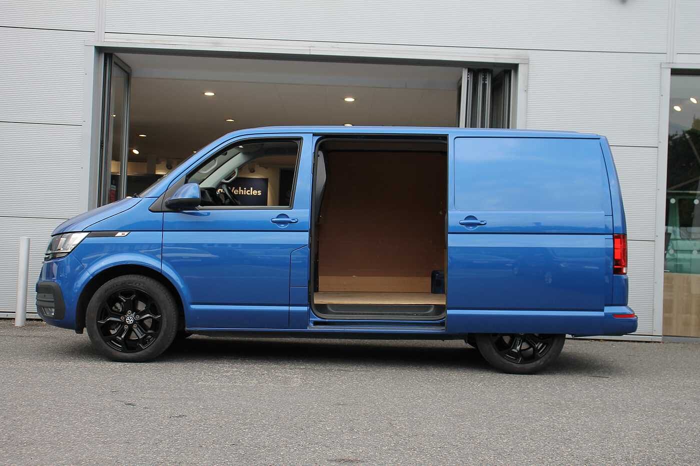 Volkswagen Transporter 2.0TDI 110ps T28 Highline BMT SWB PV