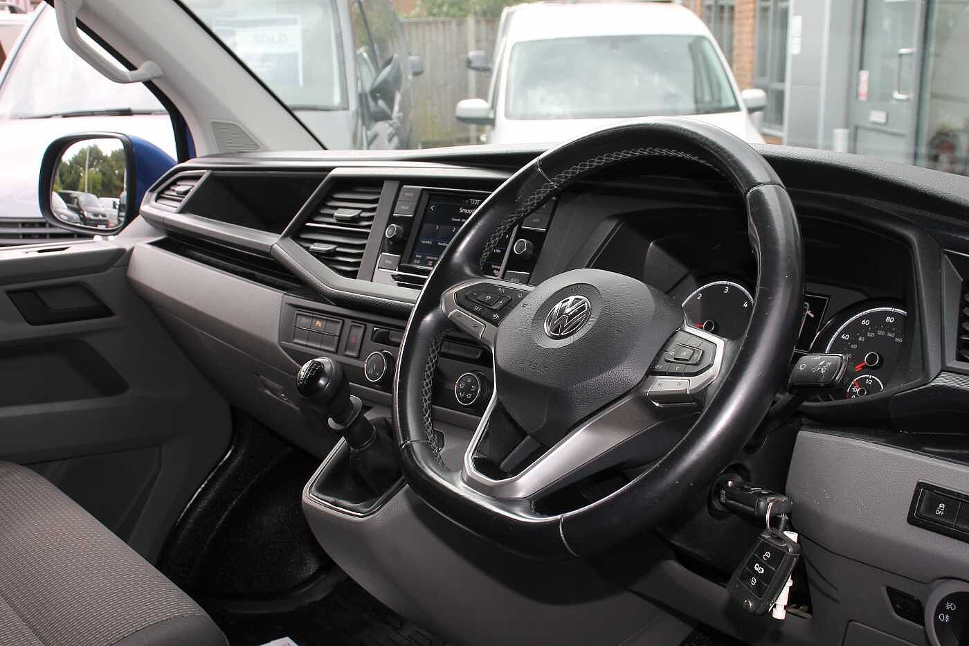 Volkswagen Transporter 2.0TDI 110ps T28 Highline BMT SWB PV