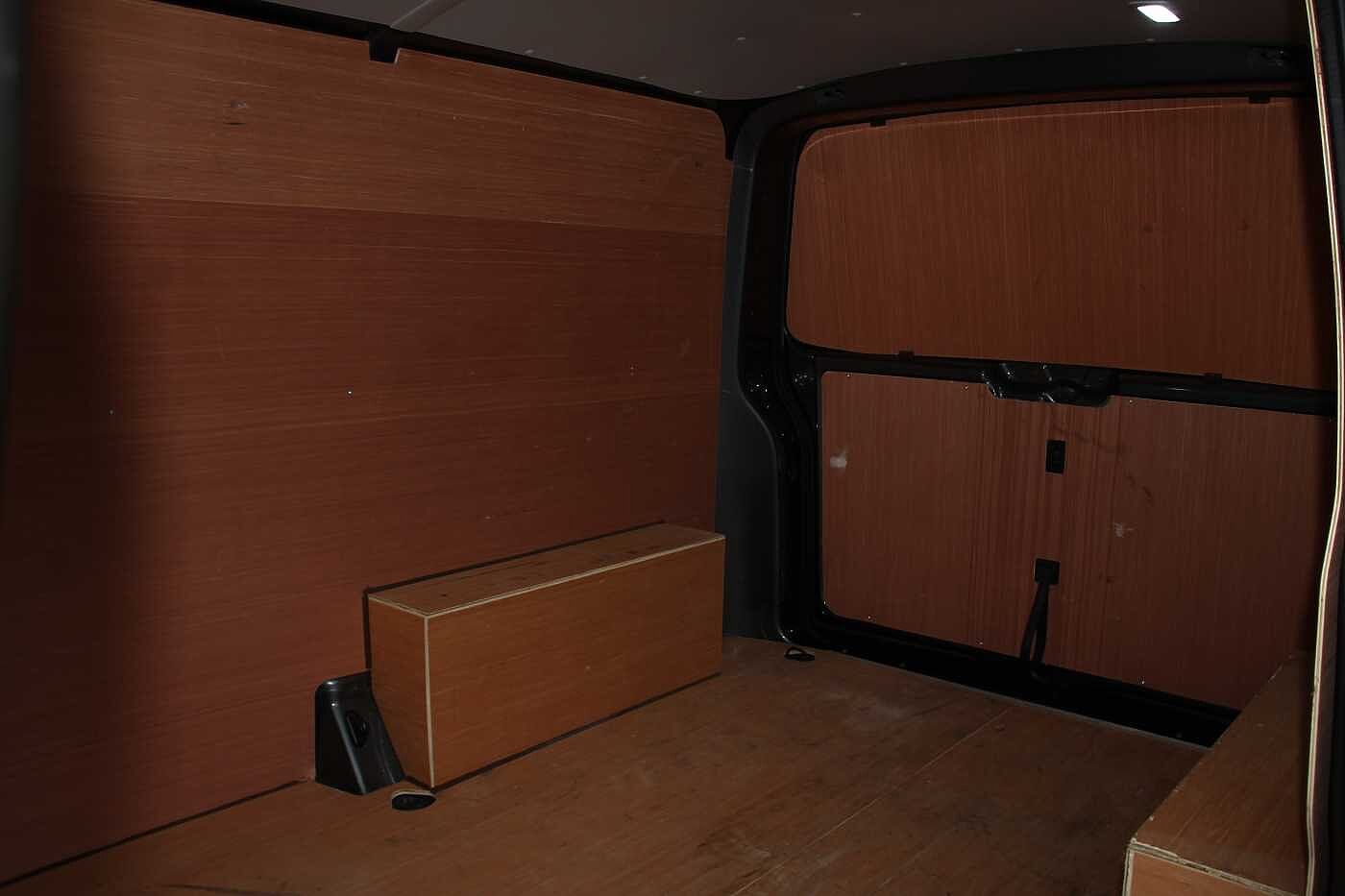Volkswagen Transporter T28 Panel van Highline SWB 110 PS 2.0 TDI 5sp Manual