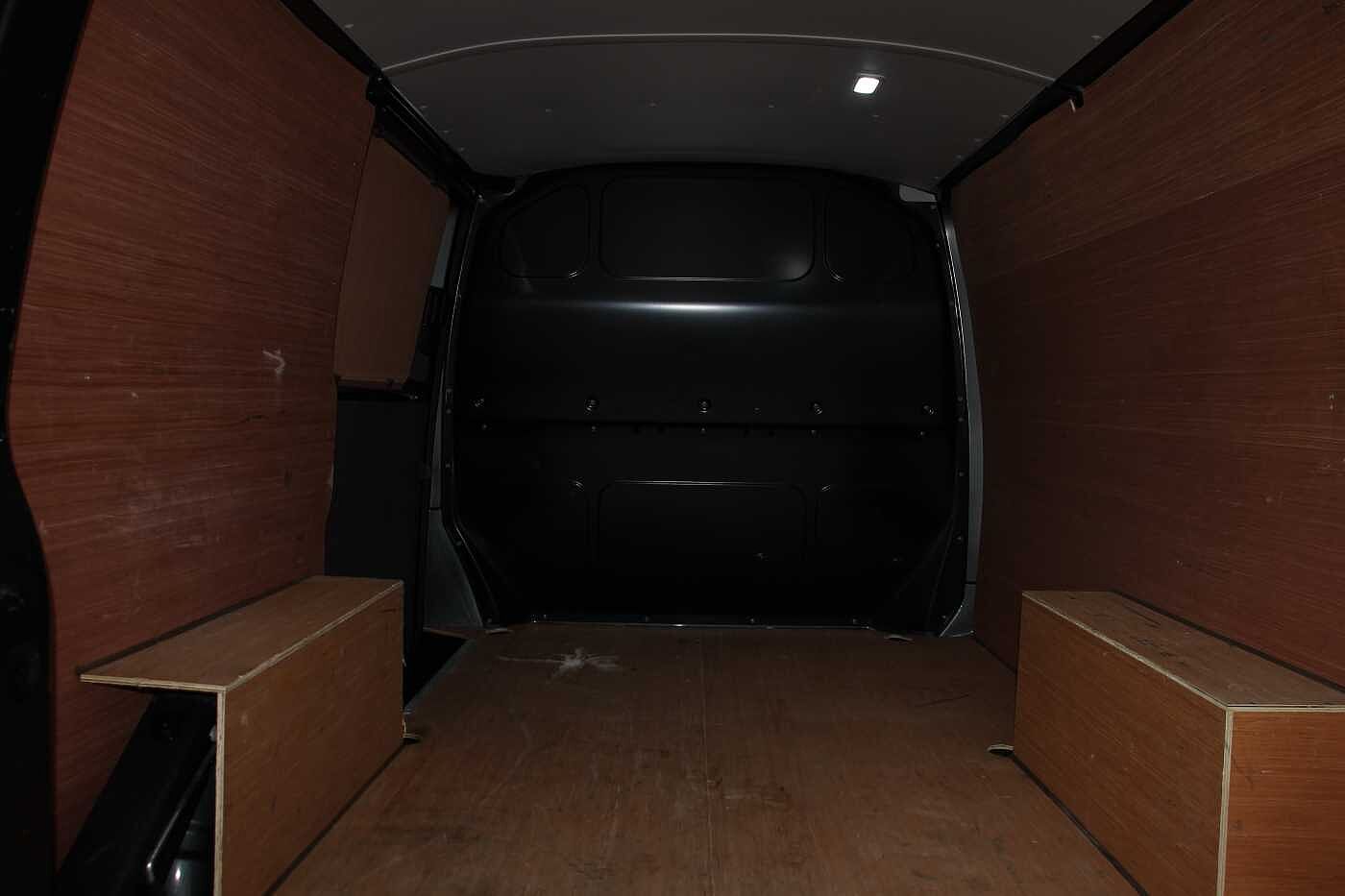 Volkswagen Transporter T28 Panel van Highline SWB 110 PS 2.0 TDI 5sp Manual