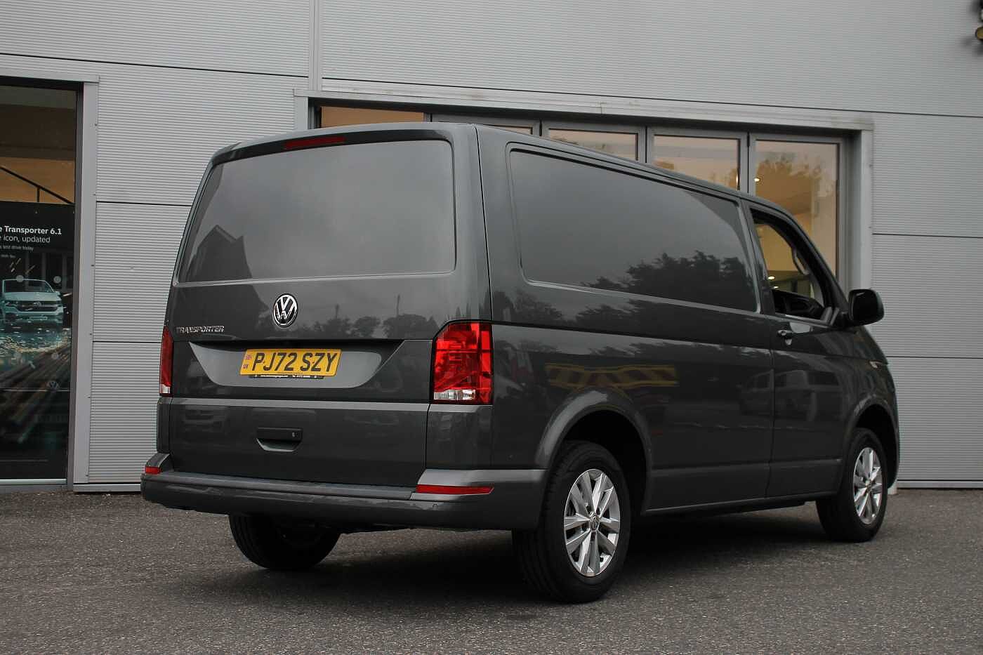 Volkswagen Transporter T28 Panel van Highline SWB 110 PS 2.0 TDI 5sp Manual