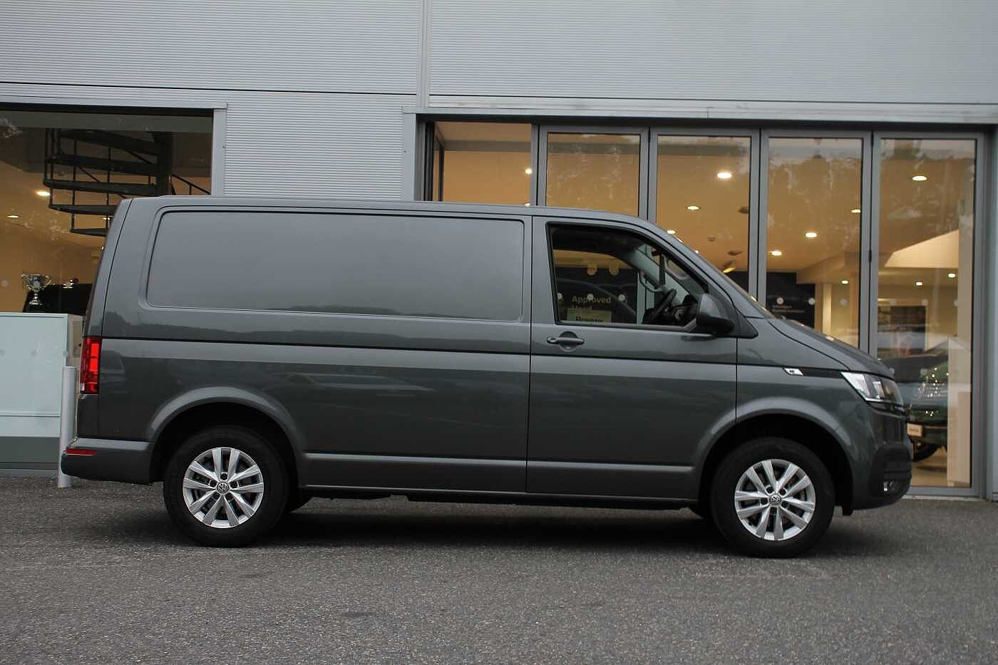 Volkswagen Transporter T28 Panel van Highline SWB 110 PS 2.0 TDI 5sp Manual