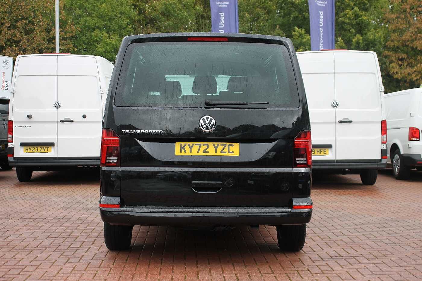 Volkswagen Transporter T30 Kombi Highline SWB 150 PS 2.0 TDI 7sp DSG