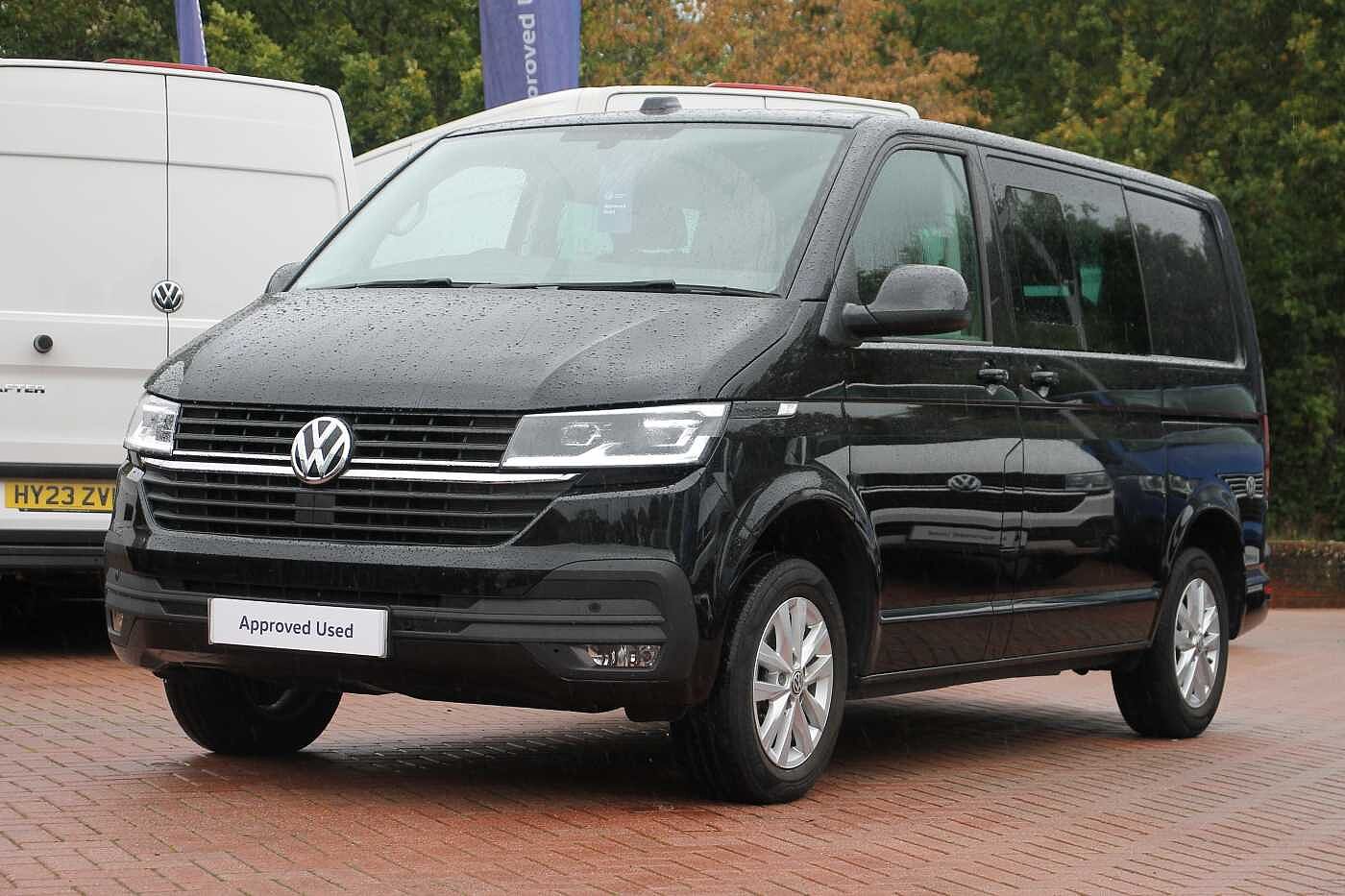 Volkswagen Transporter T30 Kombi Highline SWB 150 PS 2.0 TDI 7sp DSG