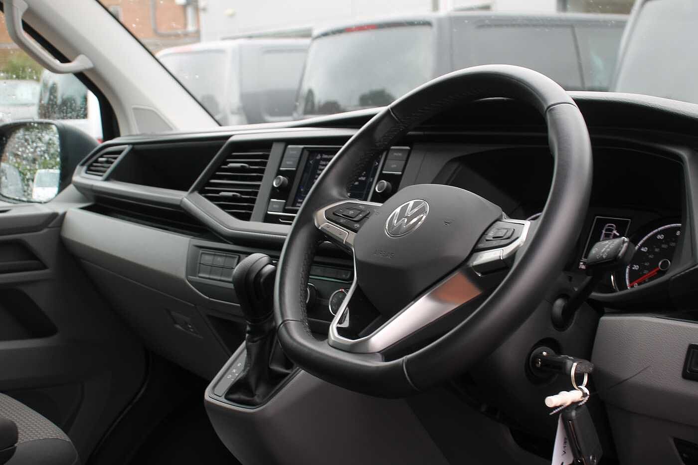 Volkswagen Transporter Kombi 2.0TDI 150 T30 Highline BMT SWB DSG