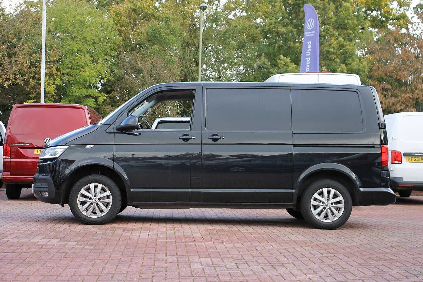 Volkswagen Transporter T30 Panel van Highline SWB 150 PS 2.0 TDI 7sp DSG