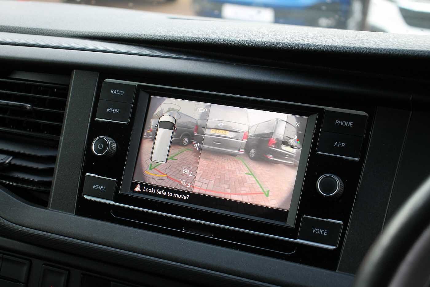 Volkswagen Transporter T30 Panel van Highline SWB 150 PS 2.0 TDI 7sp DSG
