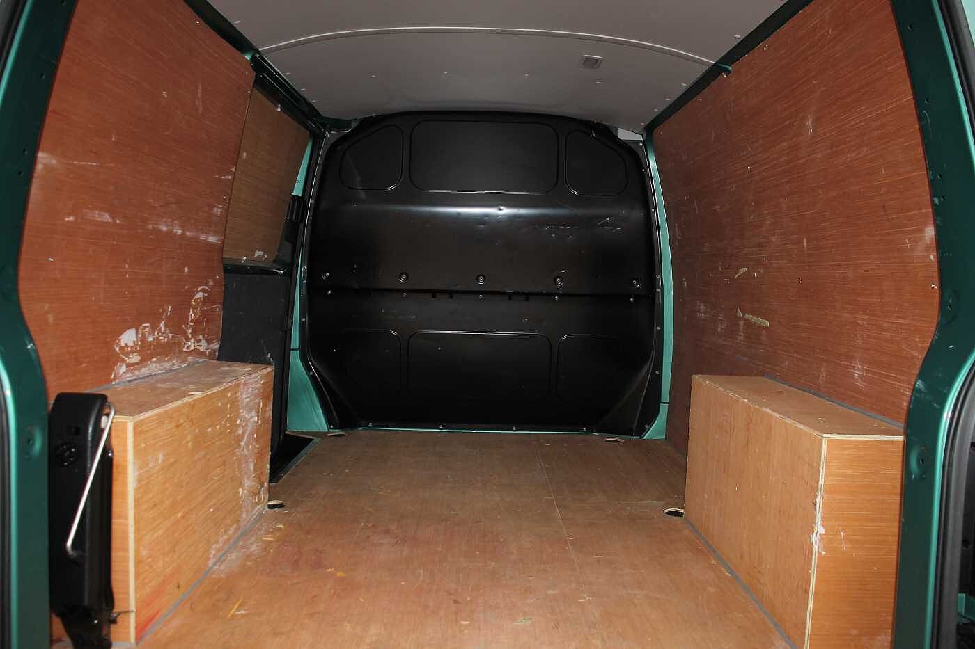 Volkswagen Transporter T30 Panel van Highline SWB 150 PS 2.0 TDI 7sp DSG