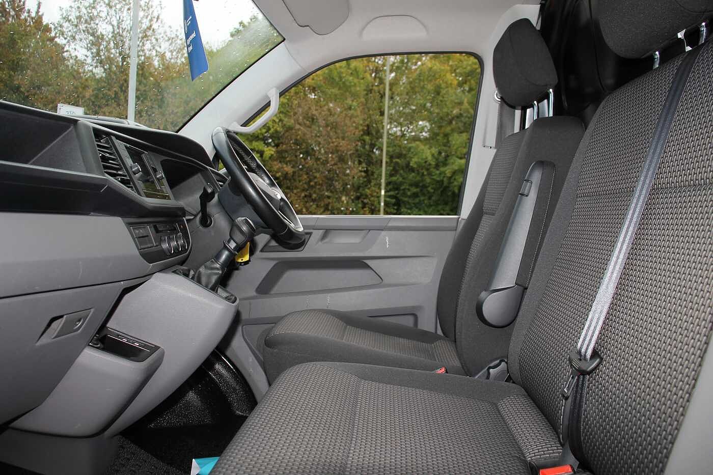 Volkswagen Transporter T30 Panel van Highline SWB 150 PS 2.0 TDI 6sp Manual