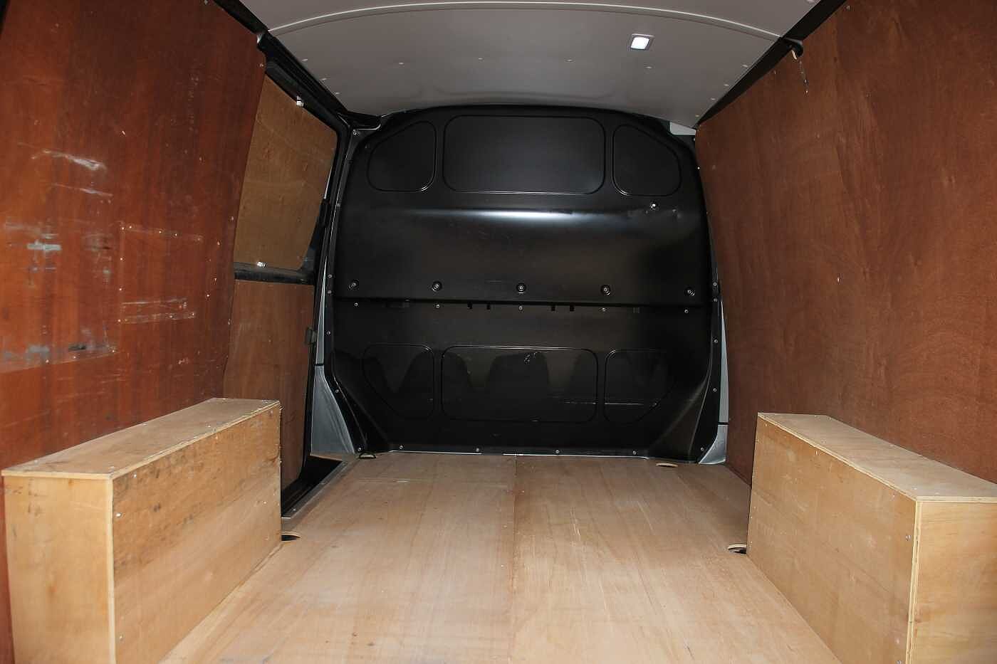 Volkswagen Transporter T30 Panel van Highline SWB 150 PS 2.0 TDI 6sp Manual