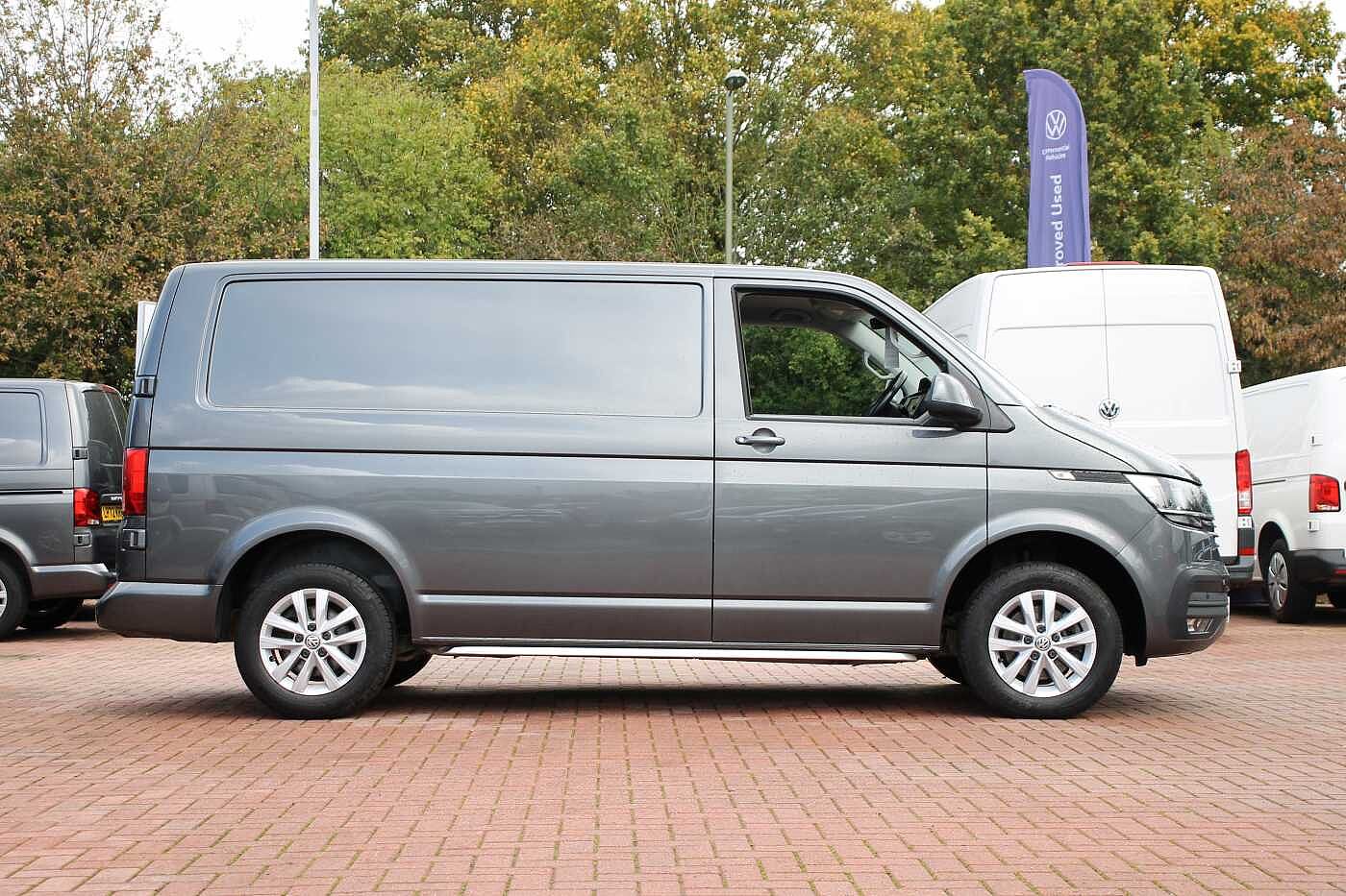 Volkswagen Transporter T30 Panel van Highline SWB 150 PS 2.0 TDI 6sp Manual