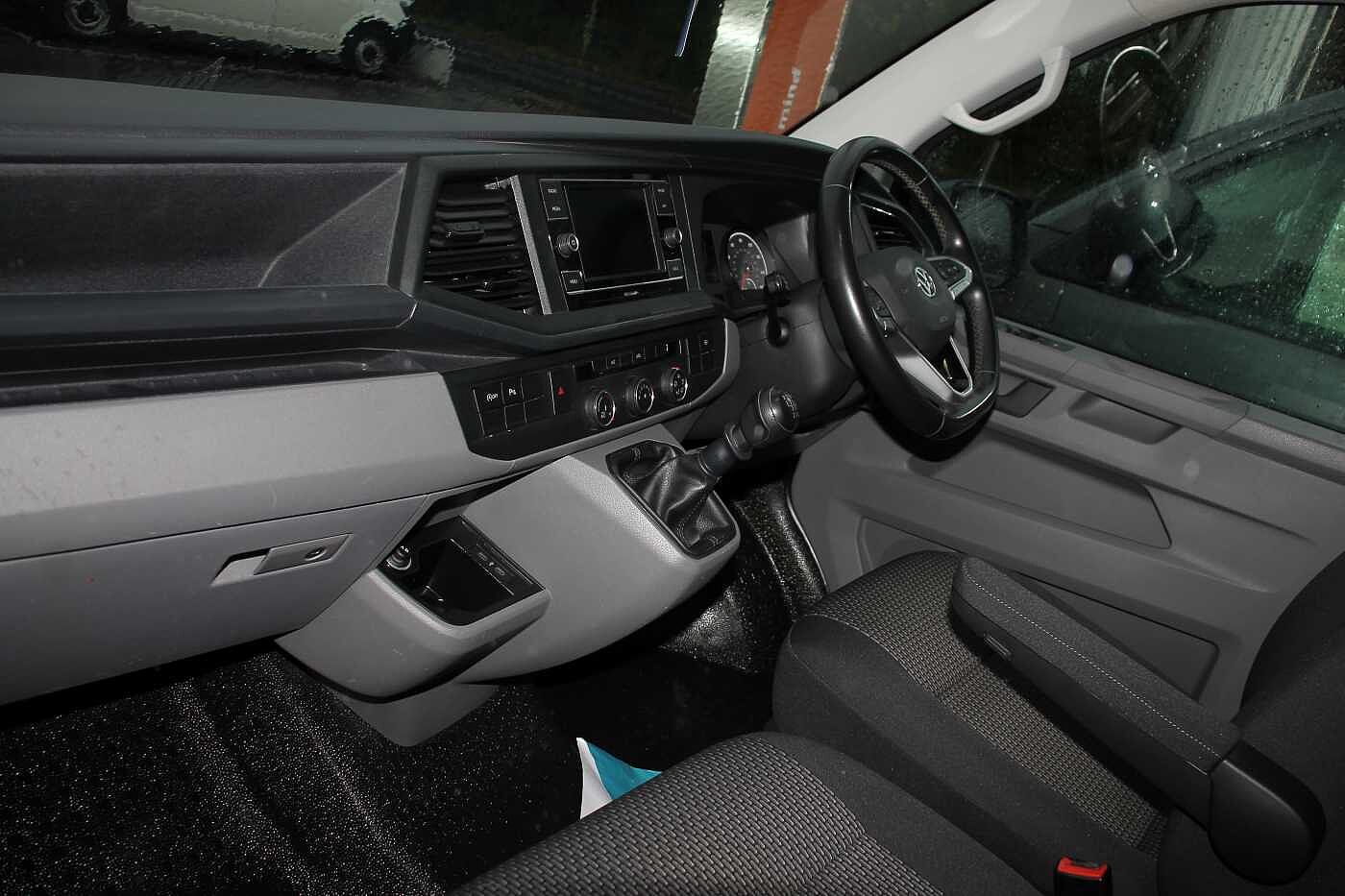 Volkswagen Transporter T30 Panel van Highline SWB 150 PS 2.0 TDI 6sp Manual