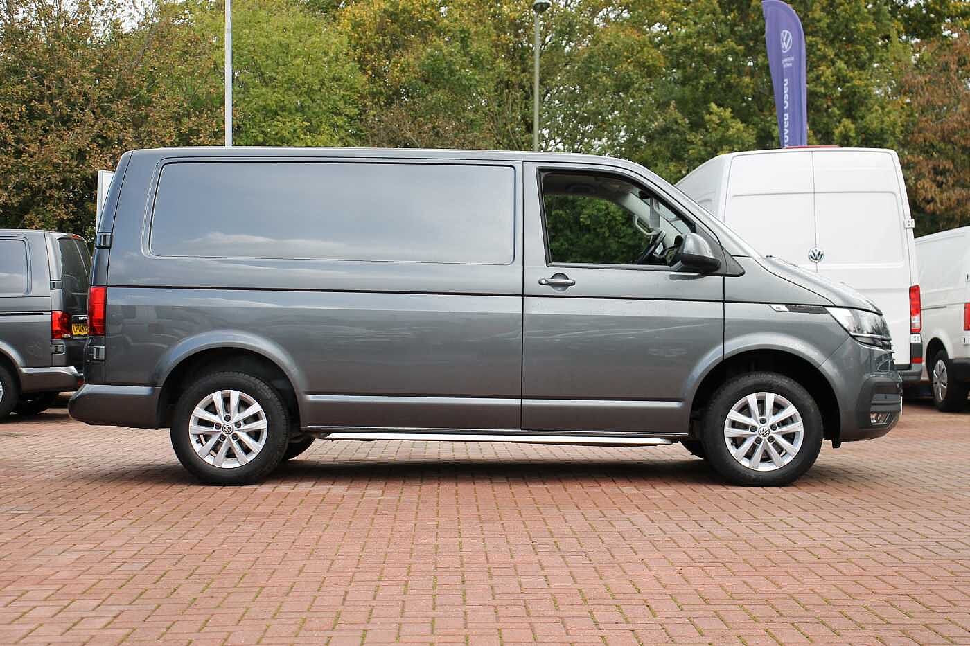 Volkswagen Transporter T30 Panel van Highline SWB 150 PS 2.0 TDI 6sp Manual